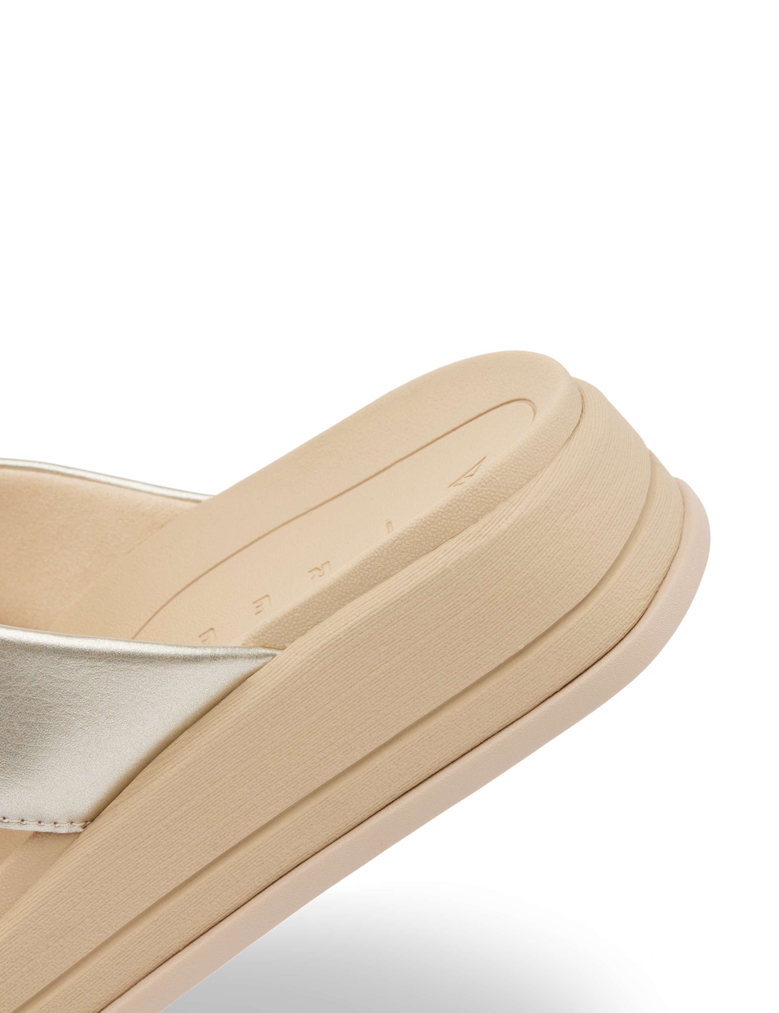 Aura Serenity Metallic Platform Flip Flops 5 of 6