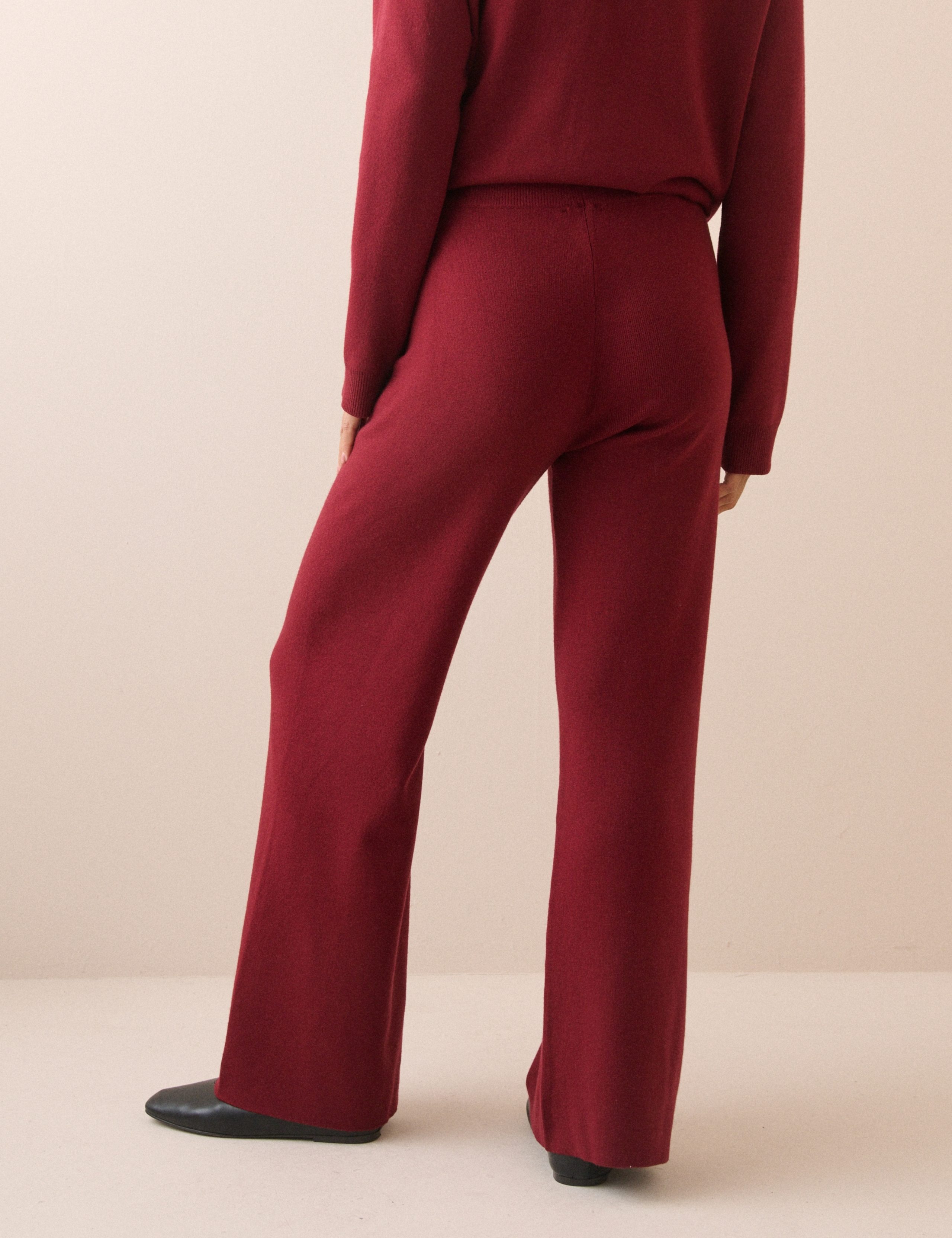 Compact Fine Gauge Wide Leg Lounge Trousers 3 of 5