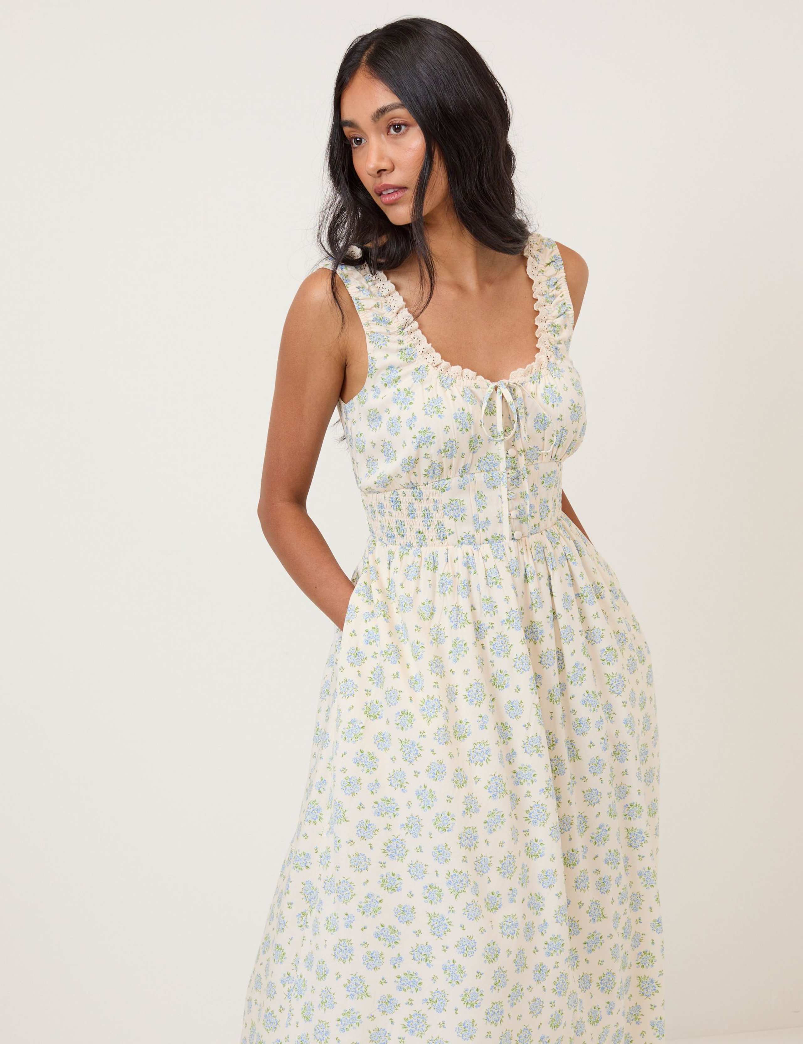 Floral Scoop Neck Midi Waisted Dress 3 of 5