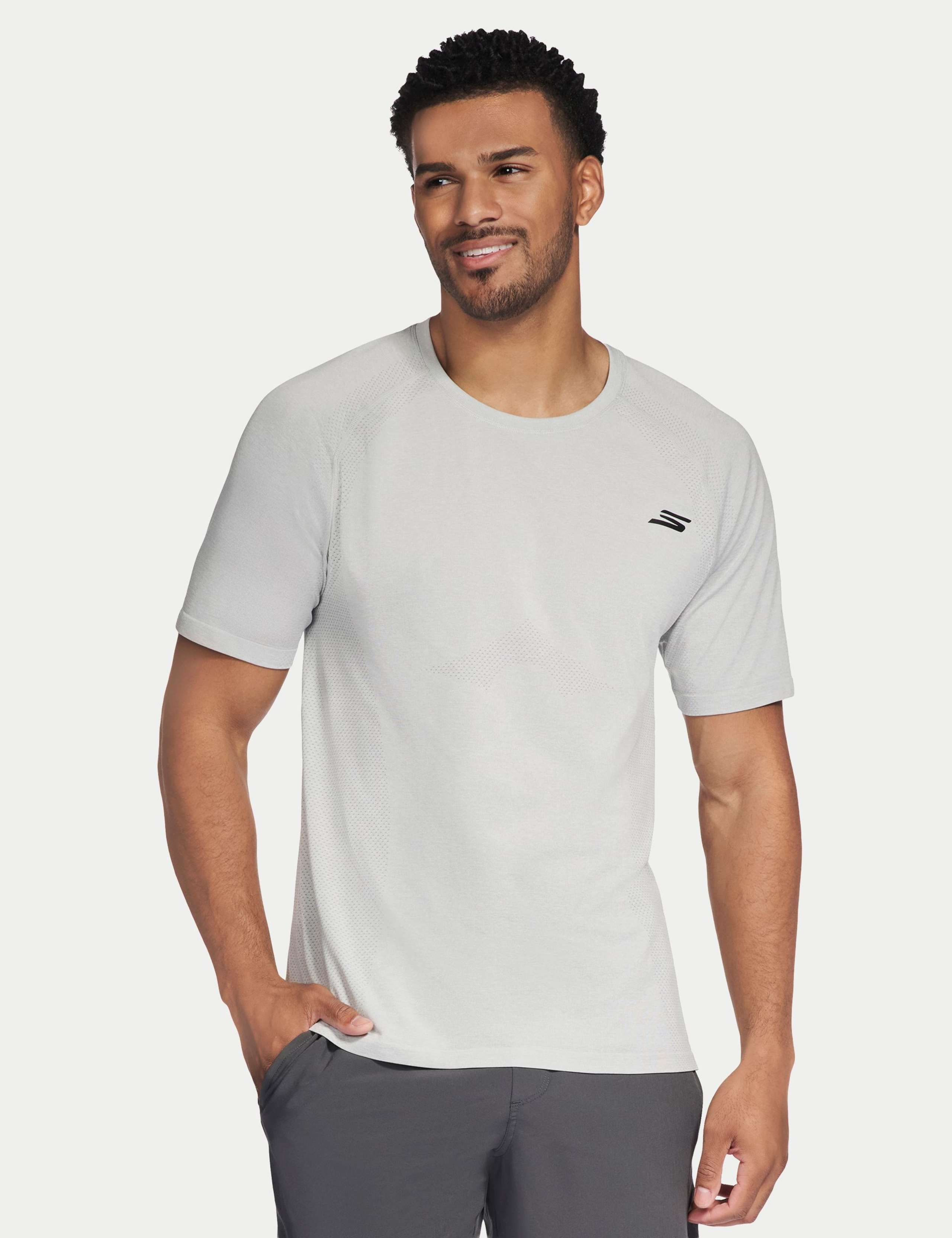 Seamless T-Shirt 1 of 3