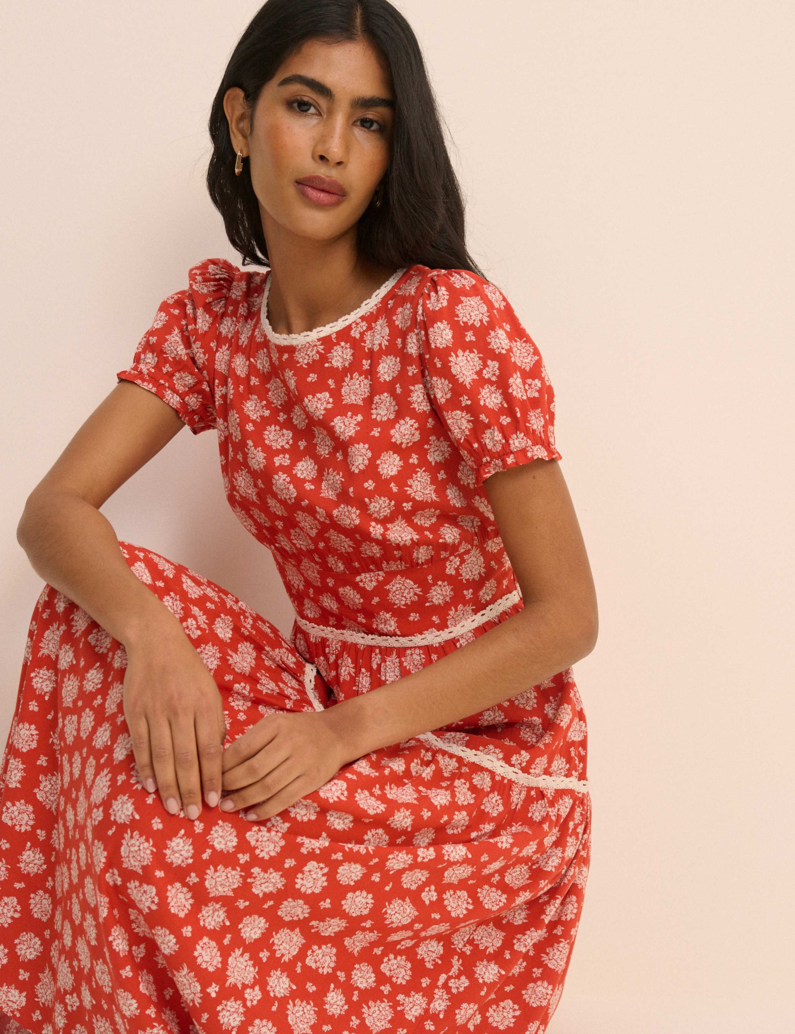 Floral Crew Neck Midi Tea Dress 3 of 5