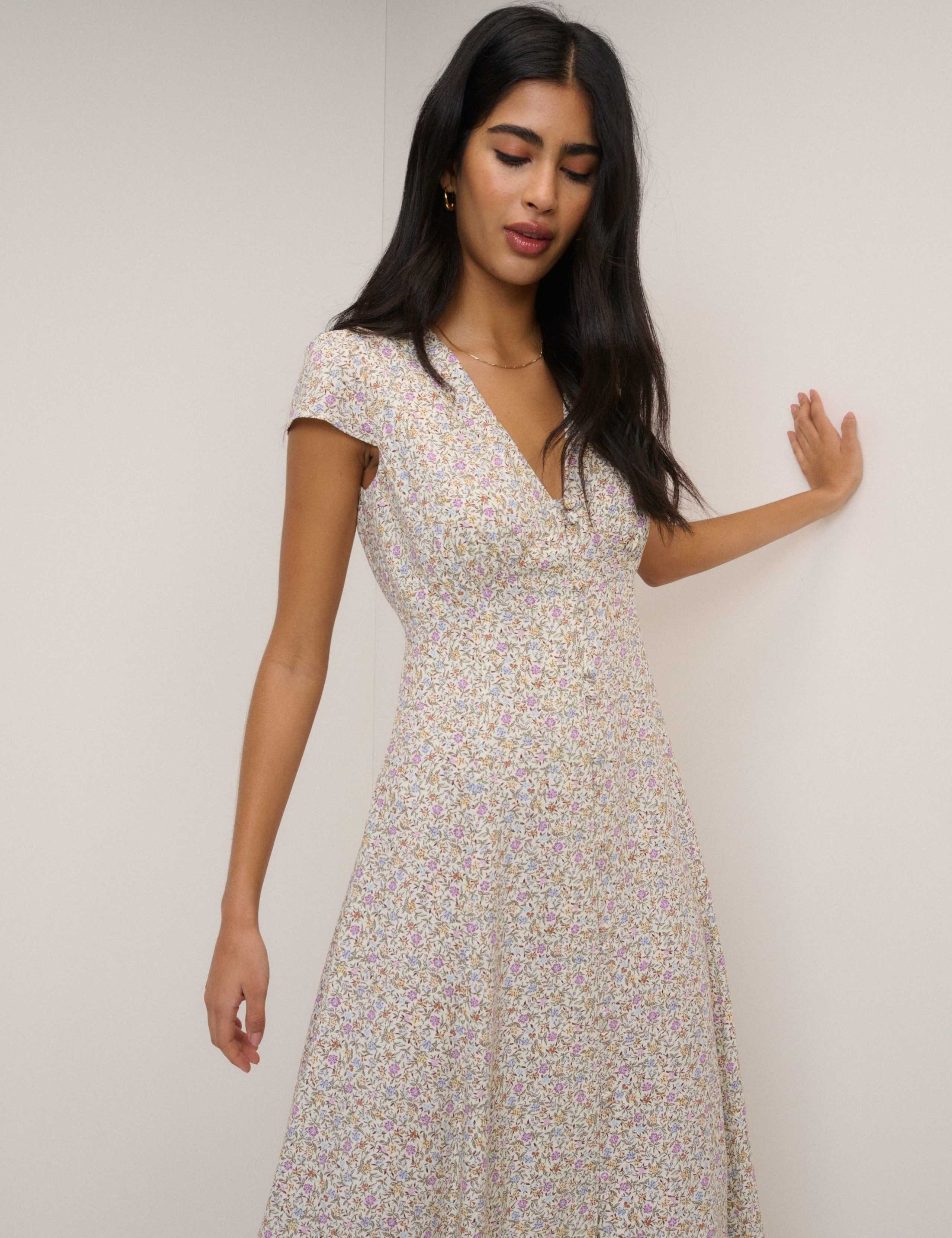 Floral V-Neck Midi Tea Dress 3 of 5