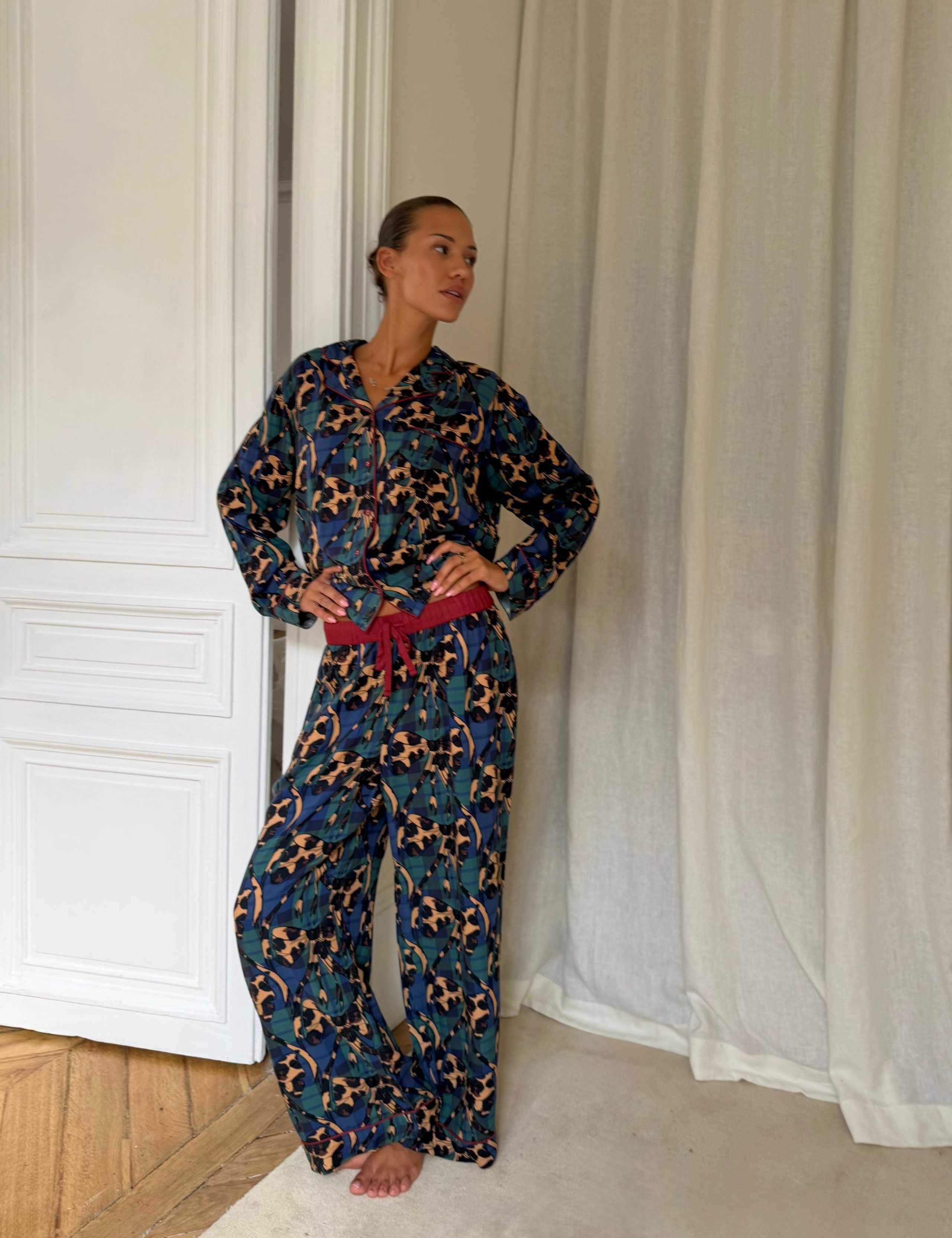 Tartan Leopard Print Bow Pyjama Set 3 of 3