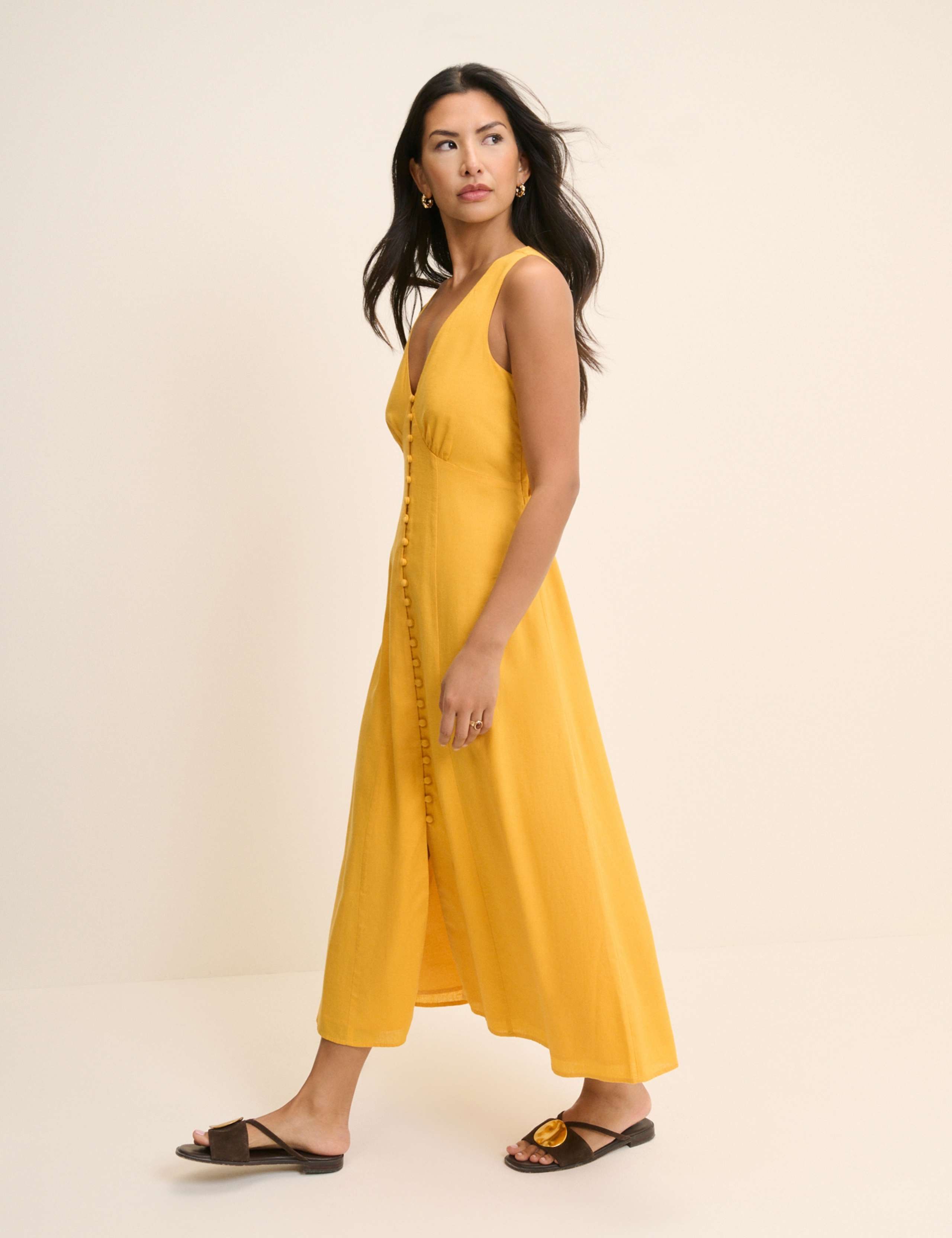 Lyocell Rich Midaxi Waisted Dress with Linen 4 of 5