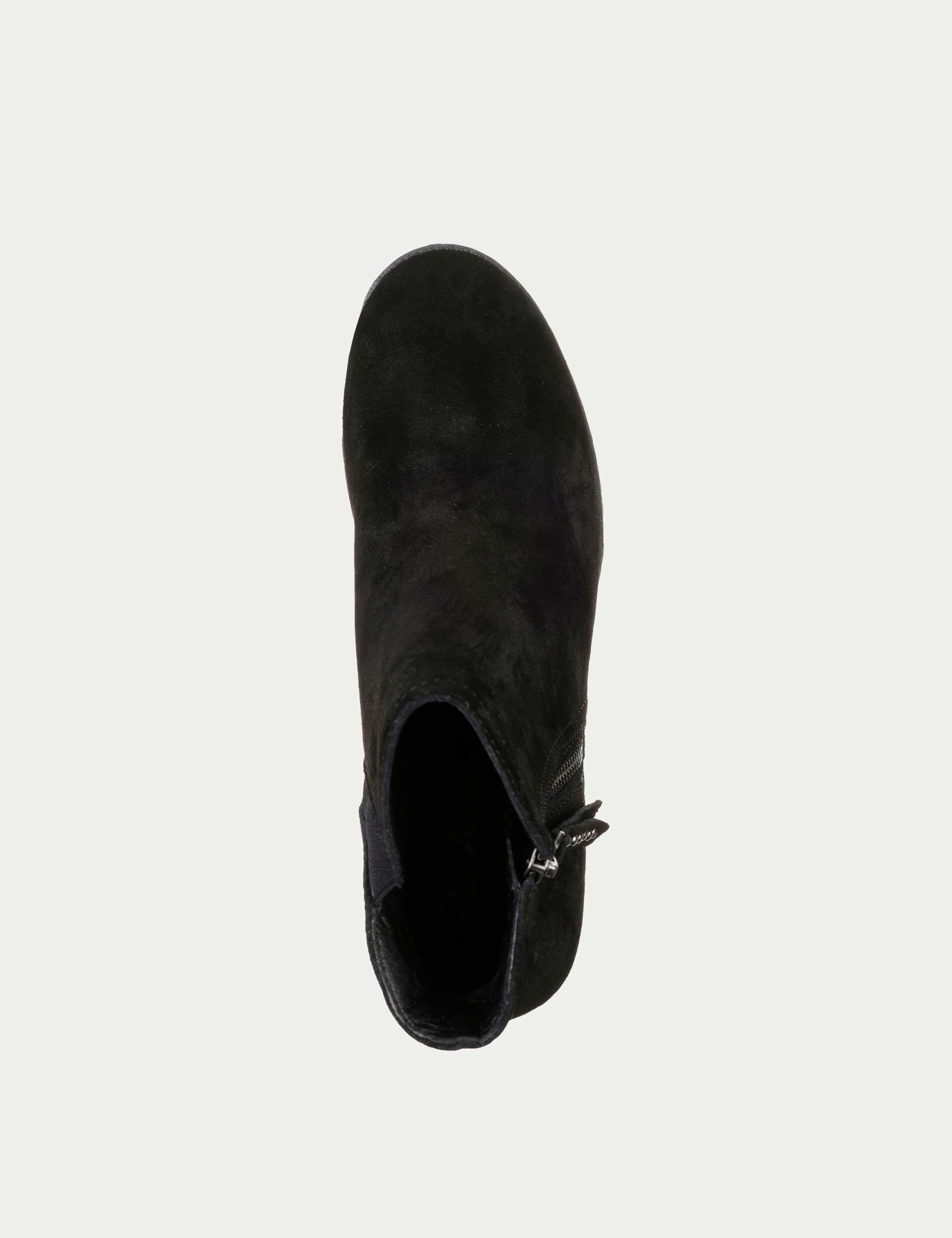 Taxi – Don't Trip Leather Block Heel Ankle Boots 2 of 5