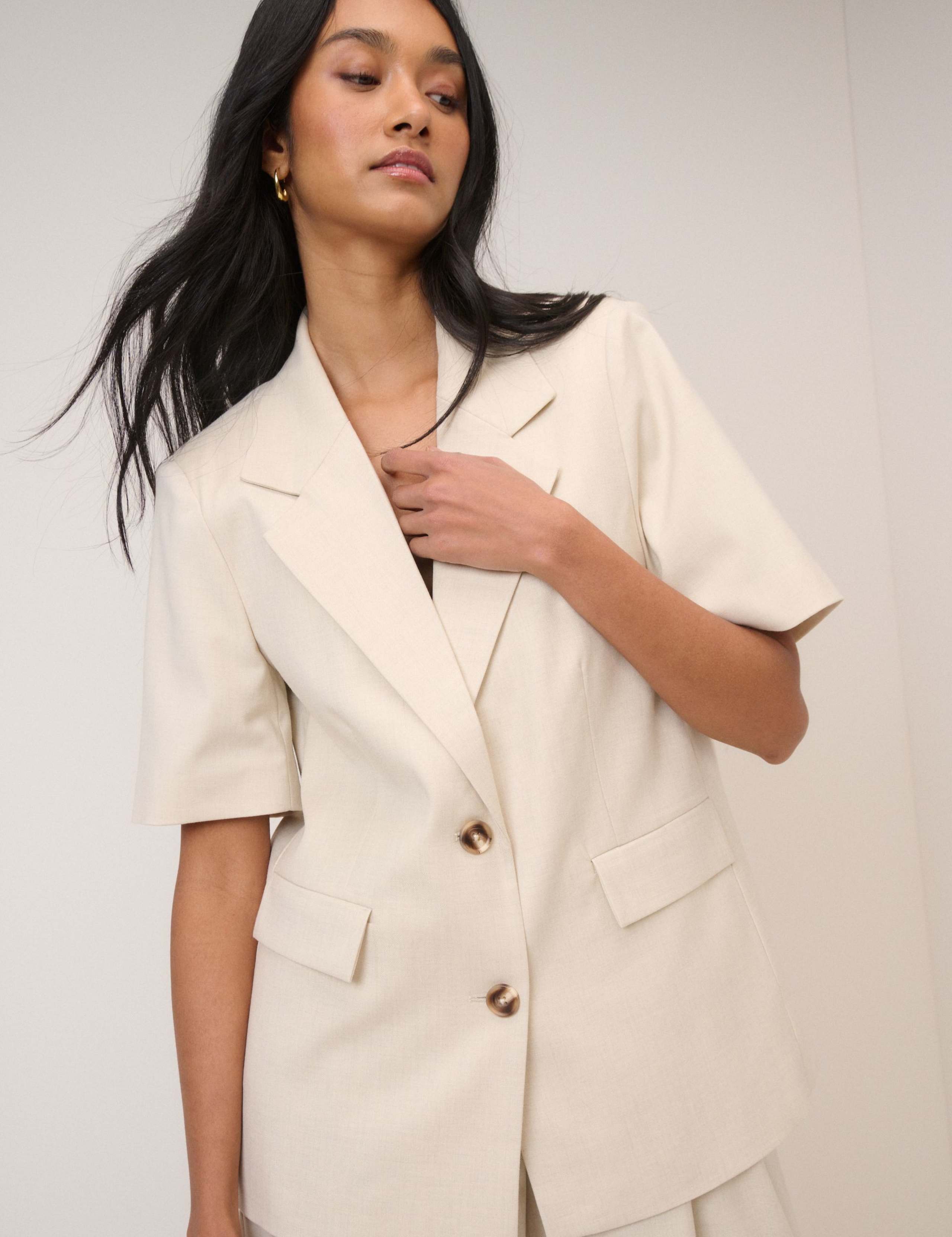 Relaxed Single Breasted Boyfriend Blazer 3 of 6