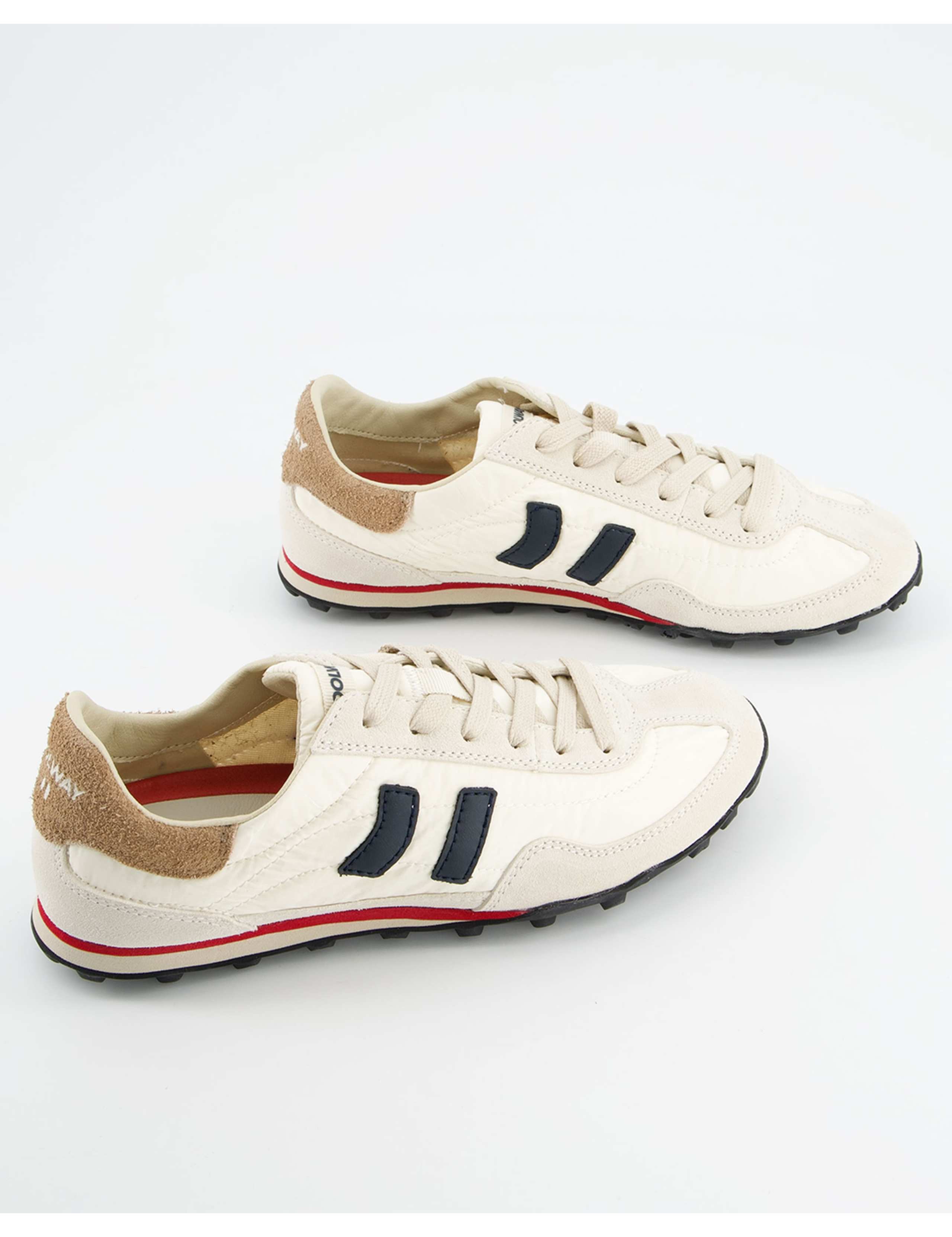 Cross Retro Low Trainers 2 of 6