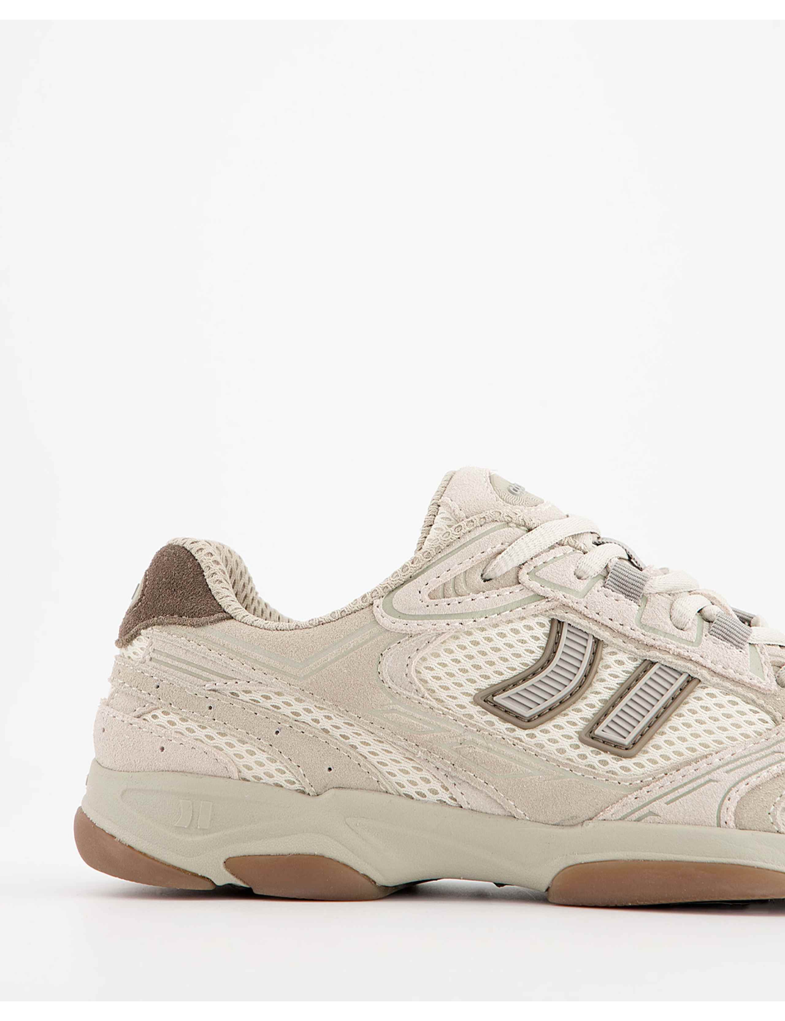 Smoke Retro Trainers 6 of 6