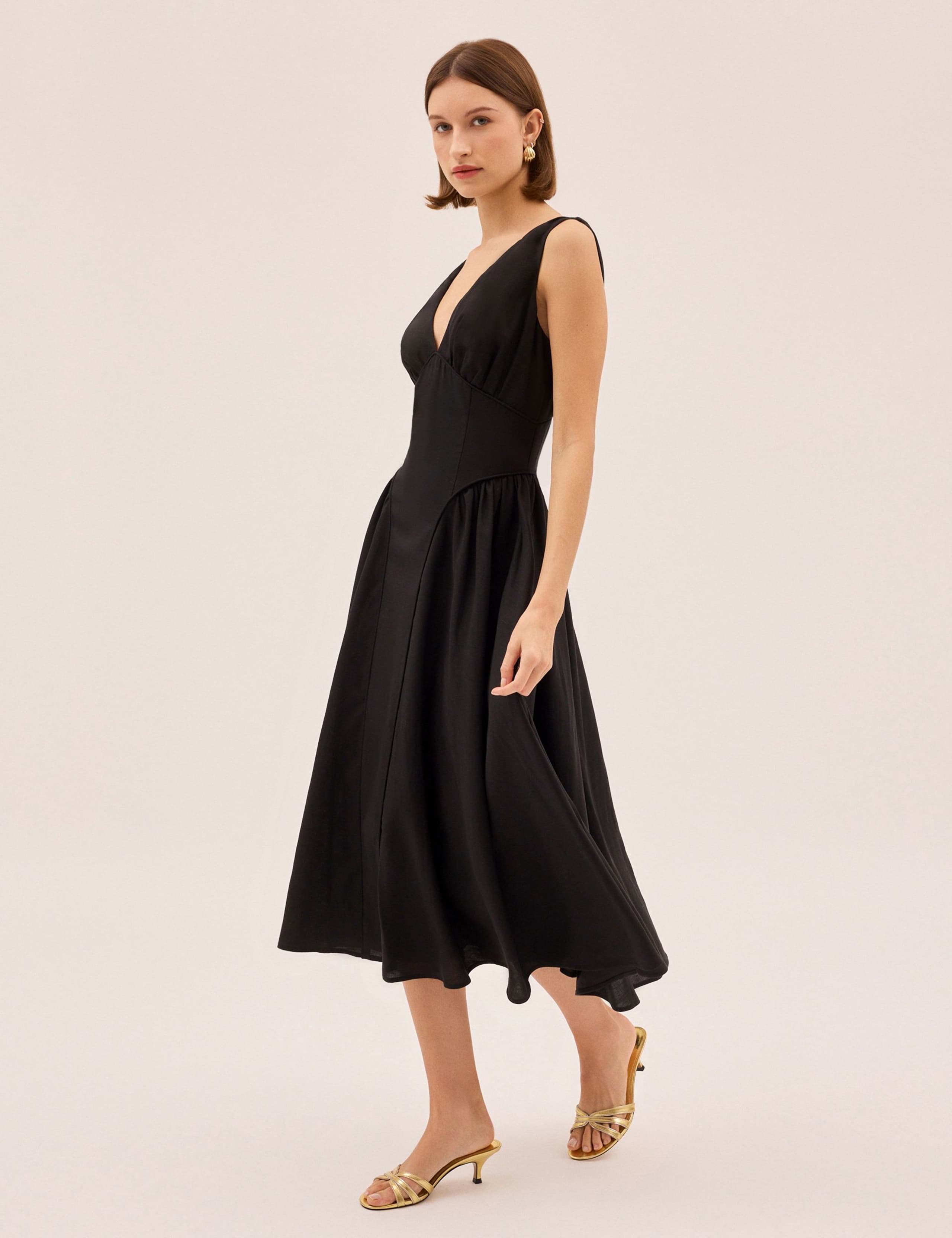 V-Neck Midi Waisted Dress with Linen 5 of 6