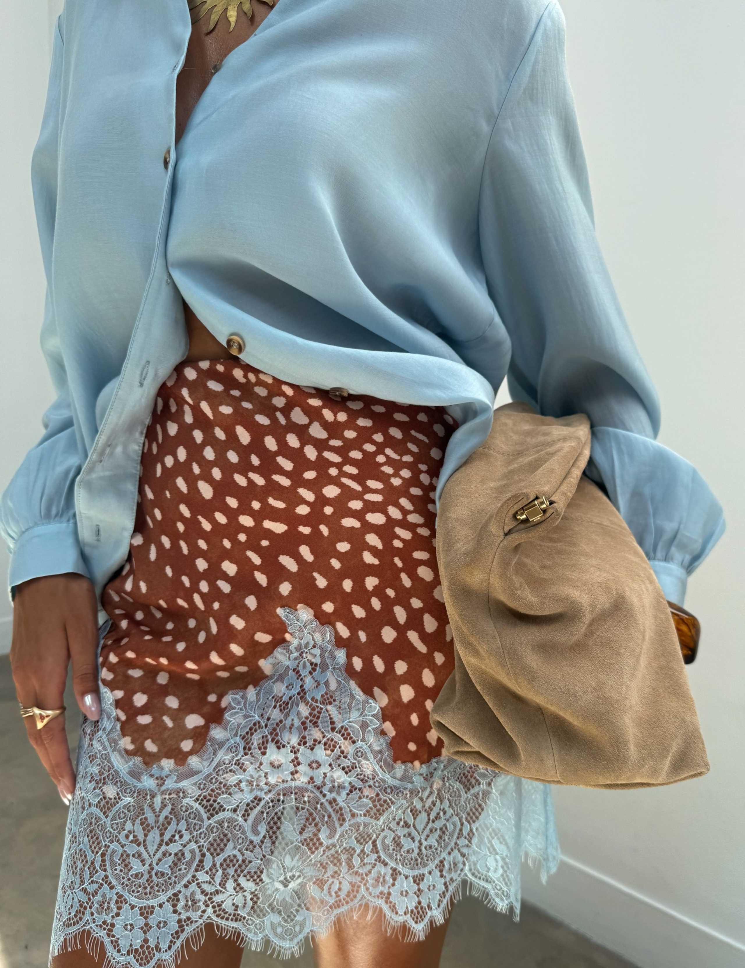 Lyocell Rich Collared Blouson Sleeve Shirt 4 of 4