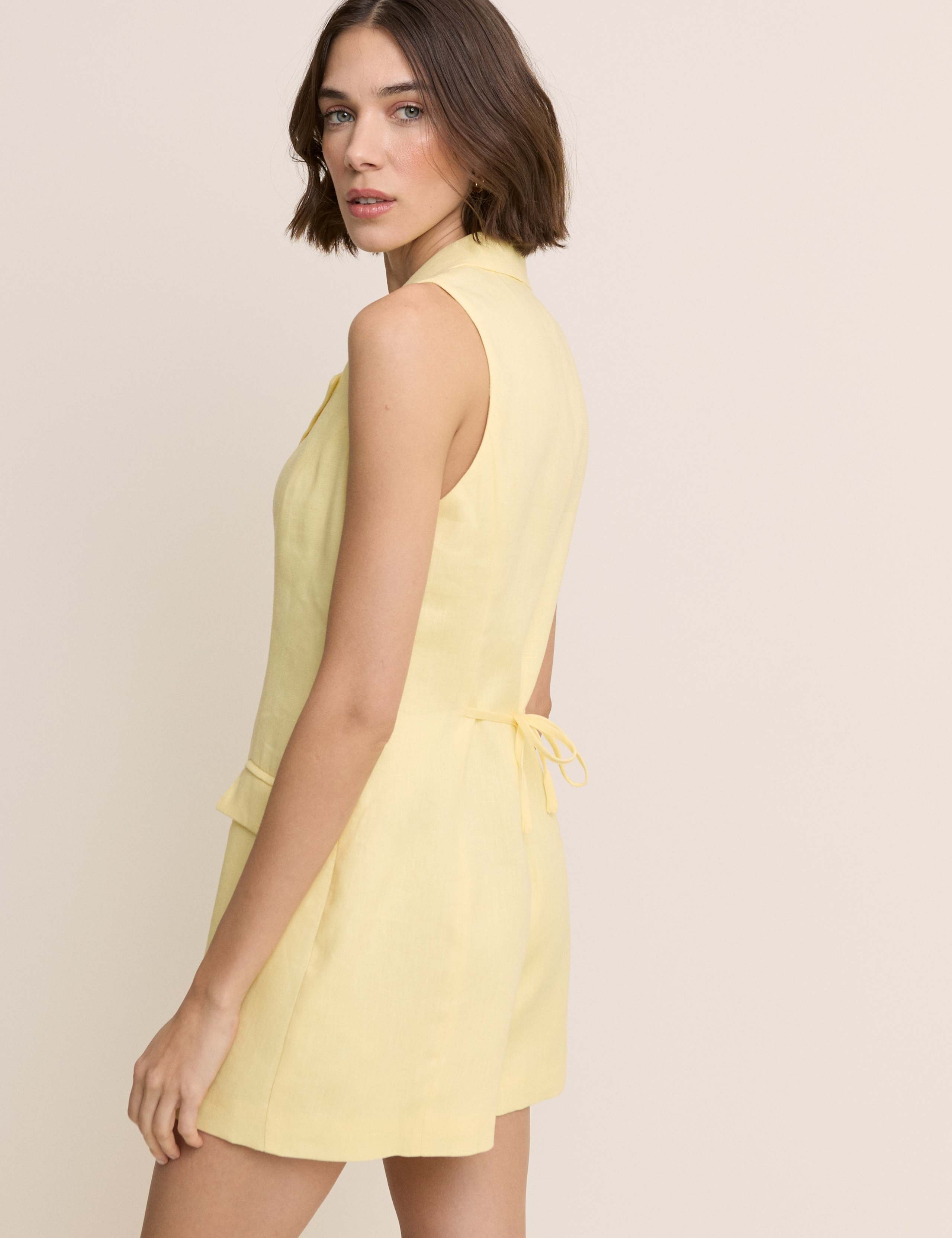 Tailored Sleeveless Playsuit with Linen 3 of 5