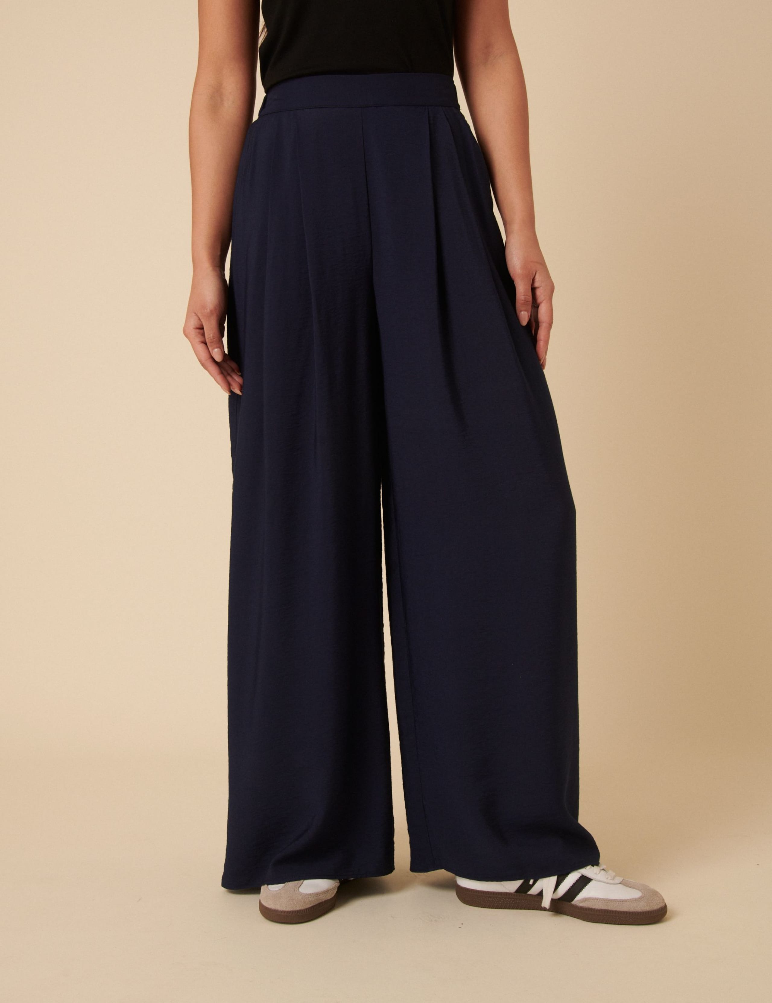 Wide Leg Cropped Trousers 4 of 5