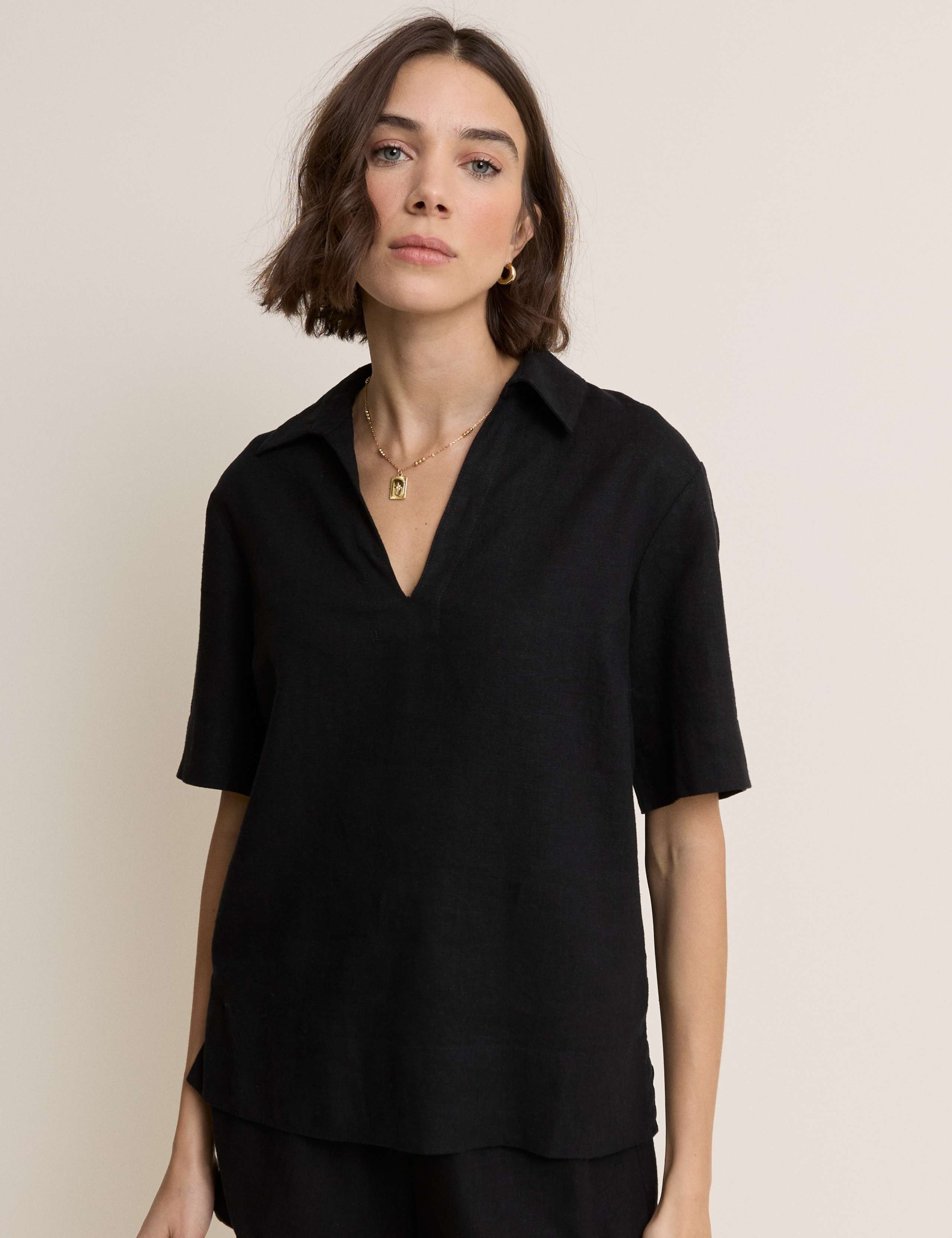 Linen Rich Collared V-Neck T-Shirt 5 of 5