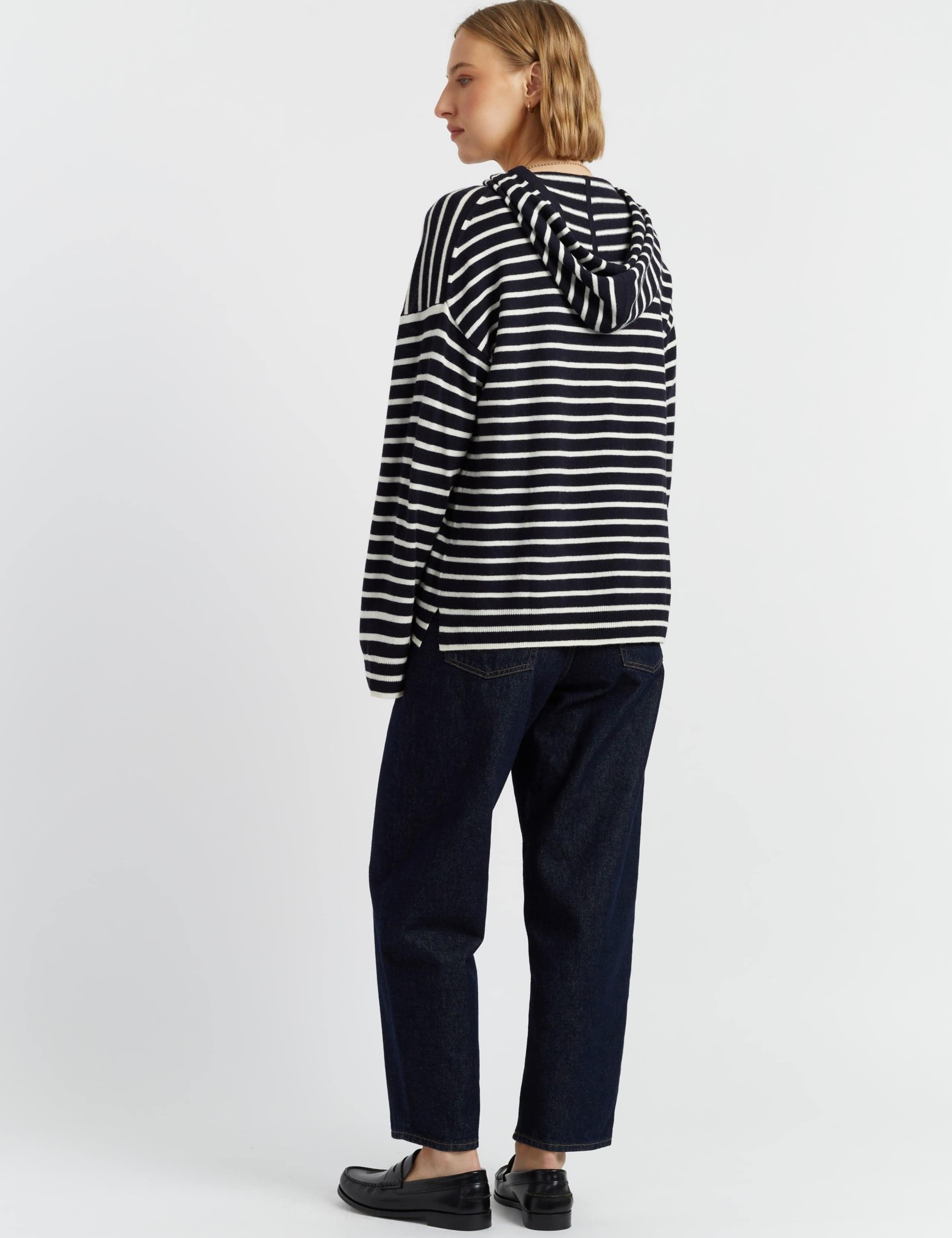 Wool-Rich Striped Heart Hoodie with Cashmere 3 of 4