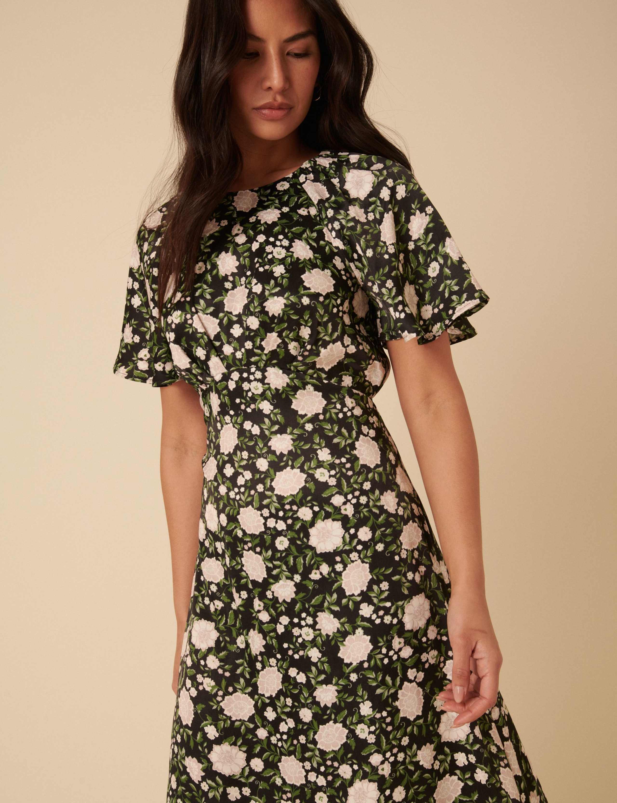 Floral Crew Neck Angel Sleeve Midi Tea Dress 4 of 5