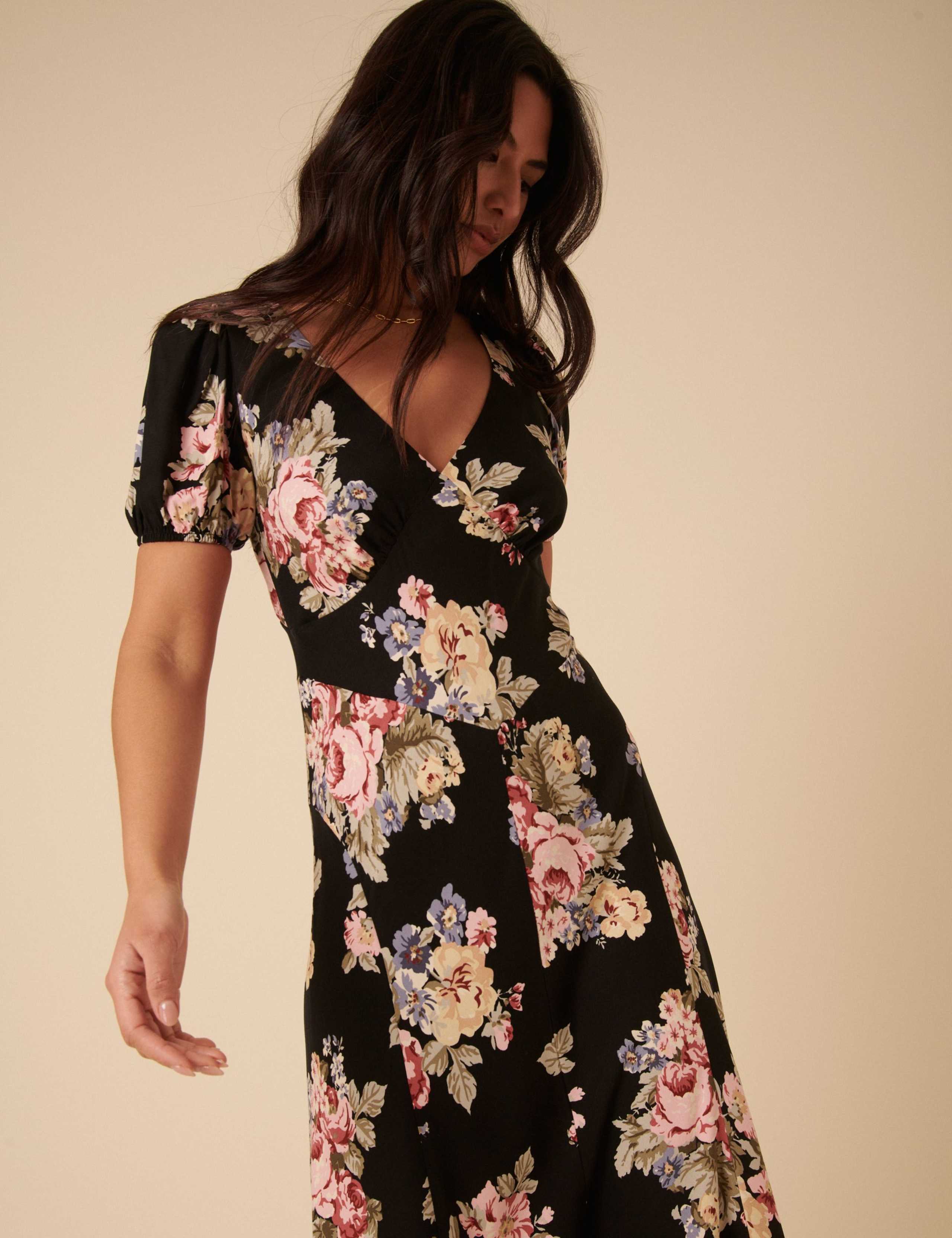 Floral V-Neck Midi Tea Dress 2 of 5