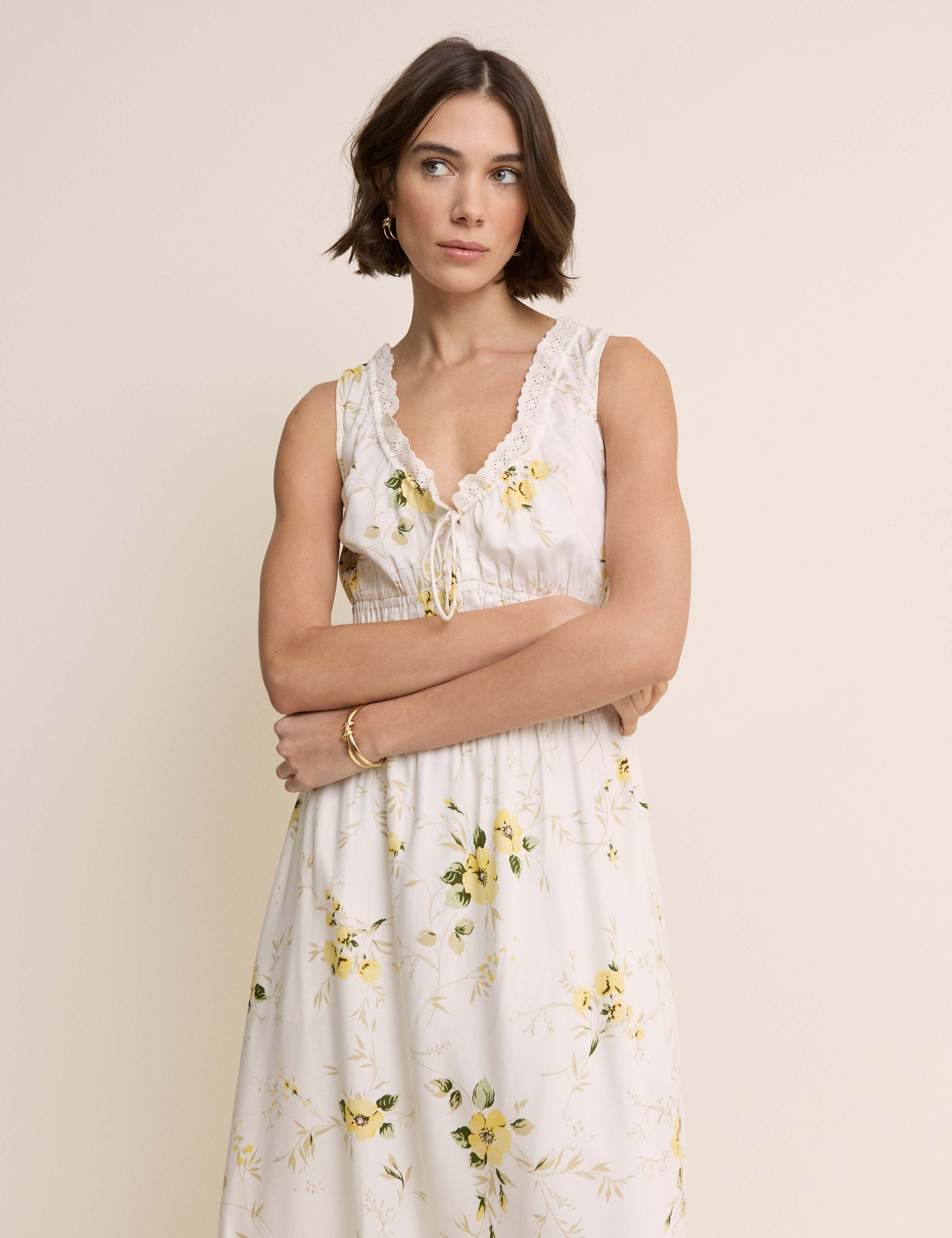 Floral V-Neck Lace Trim Midi Waisted Dress 2 of 5