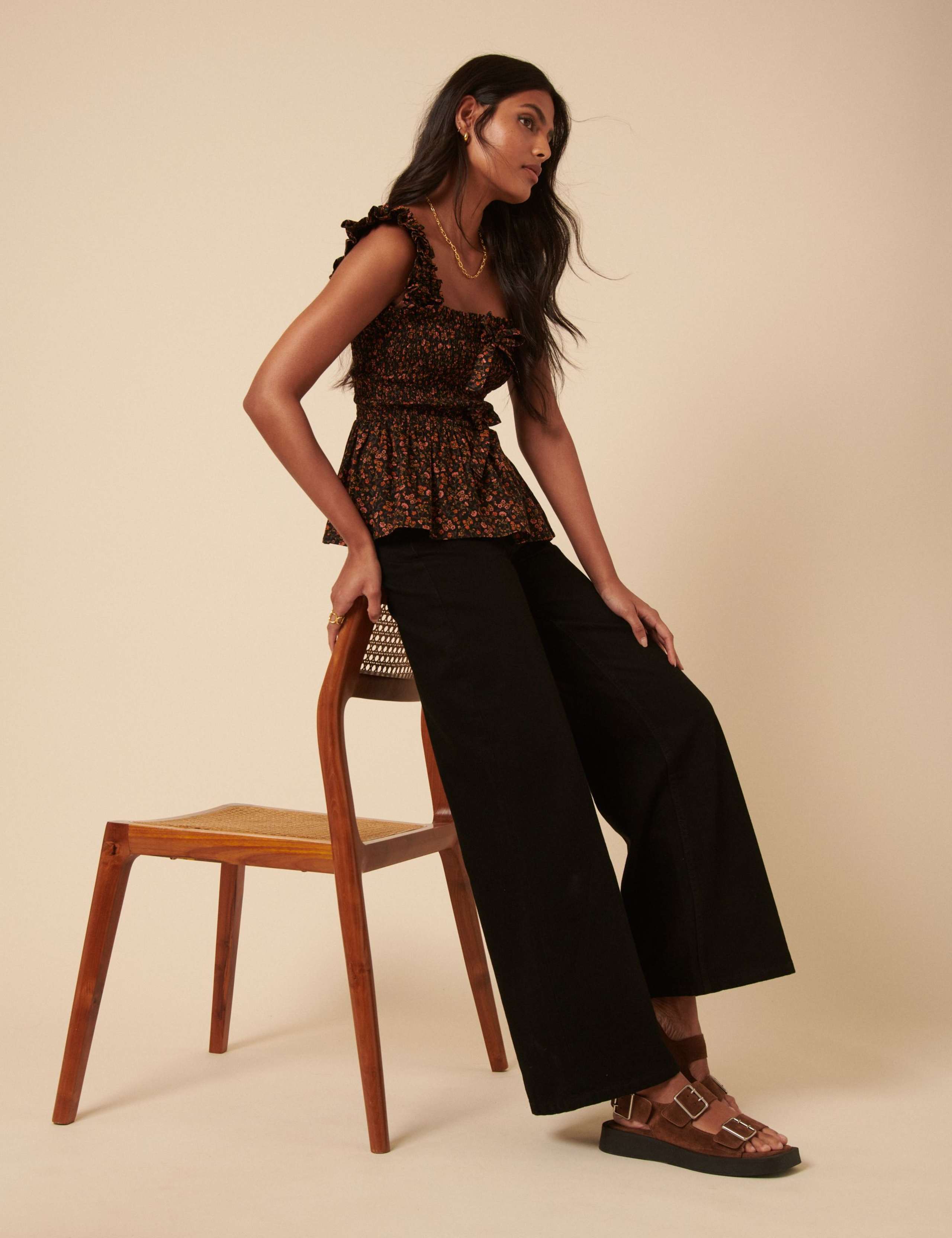 Mid Rise Wide Leg Jeans 4 of 5