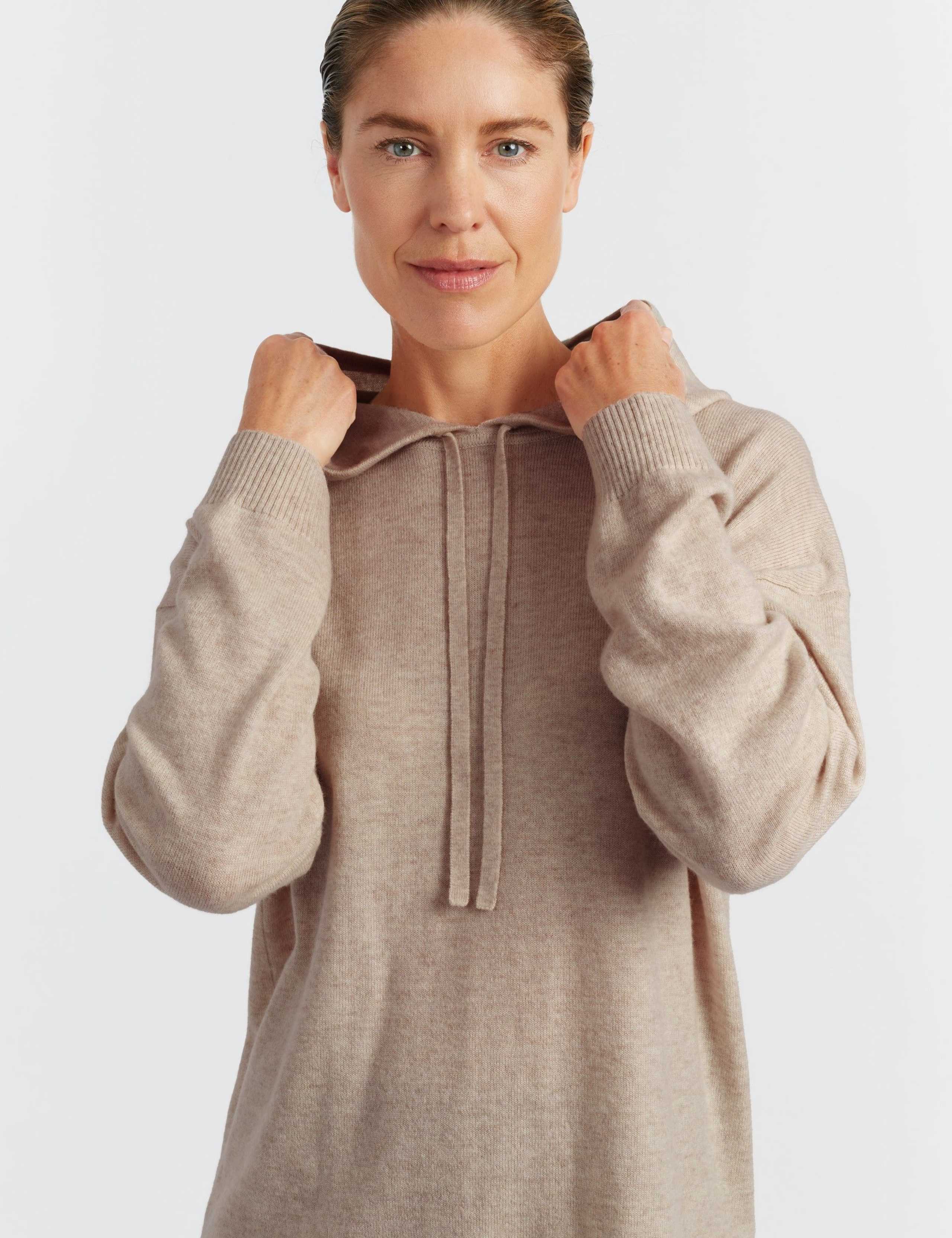 Wool Rich Oversized Hoodie With Cashmere 4 of 4