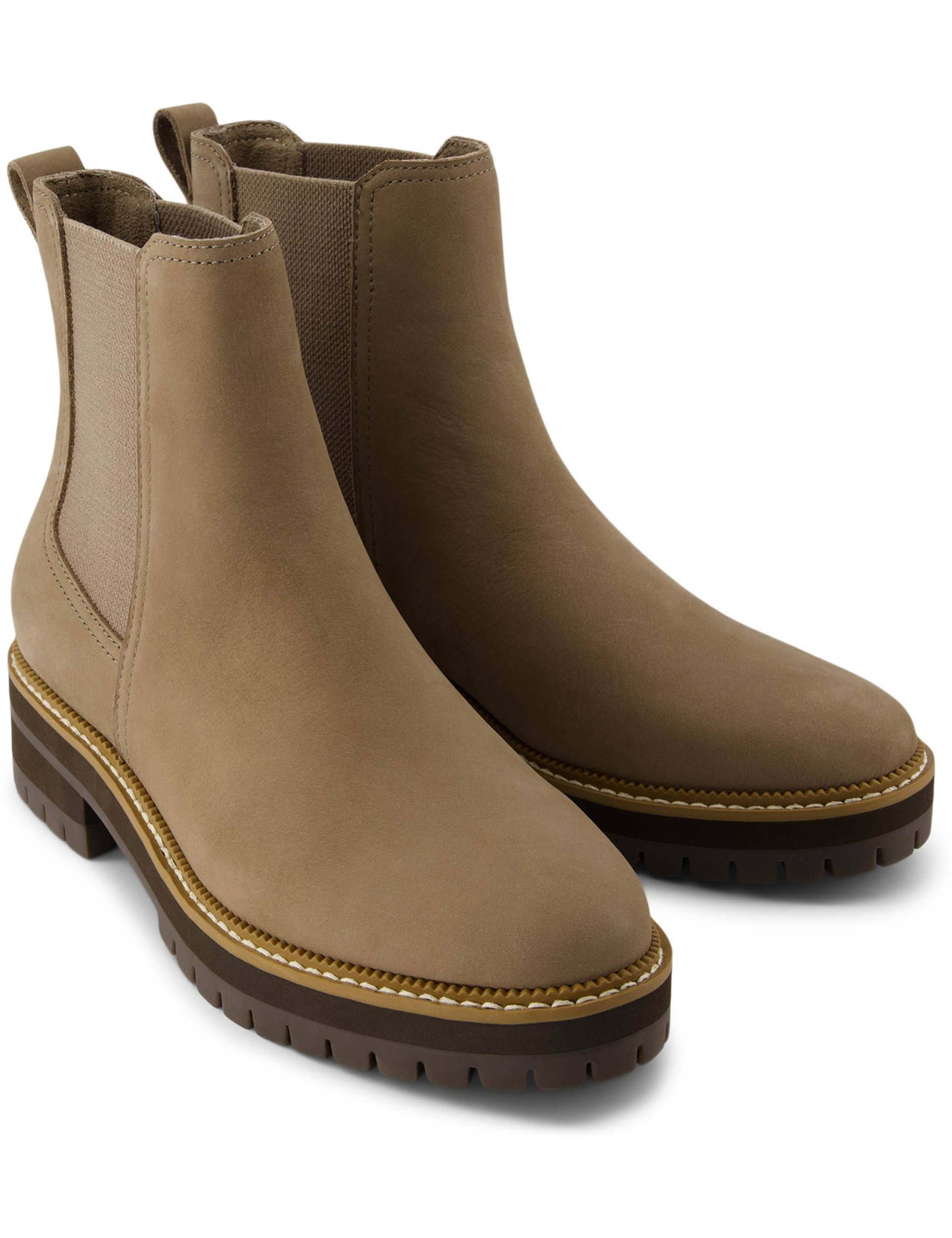 Cleated Round Toe Chelsea Boots 5 of 9