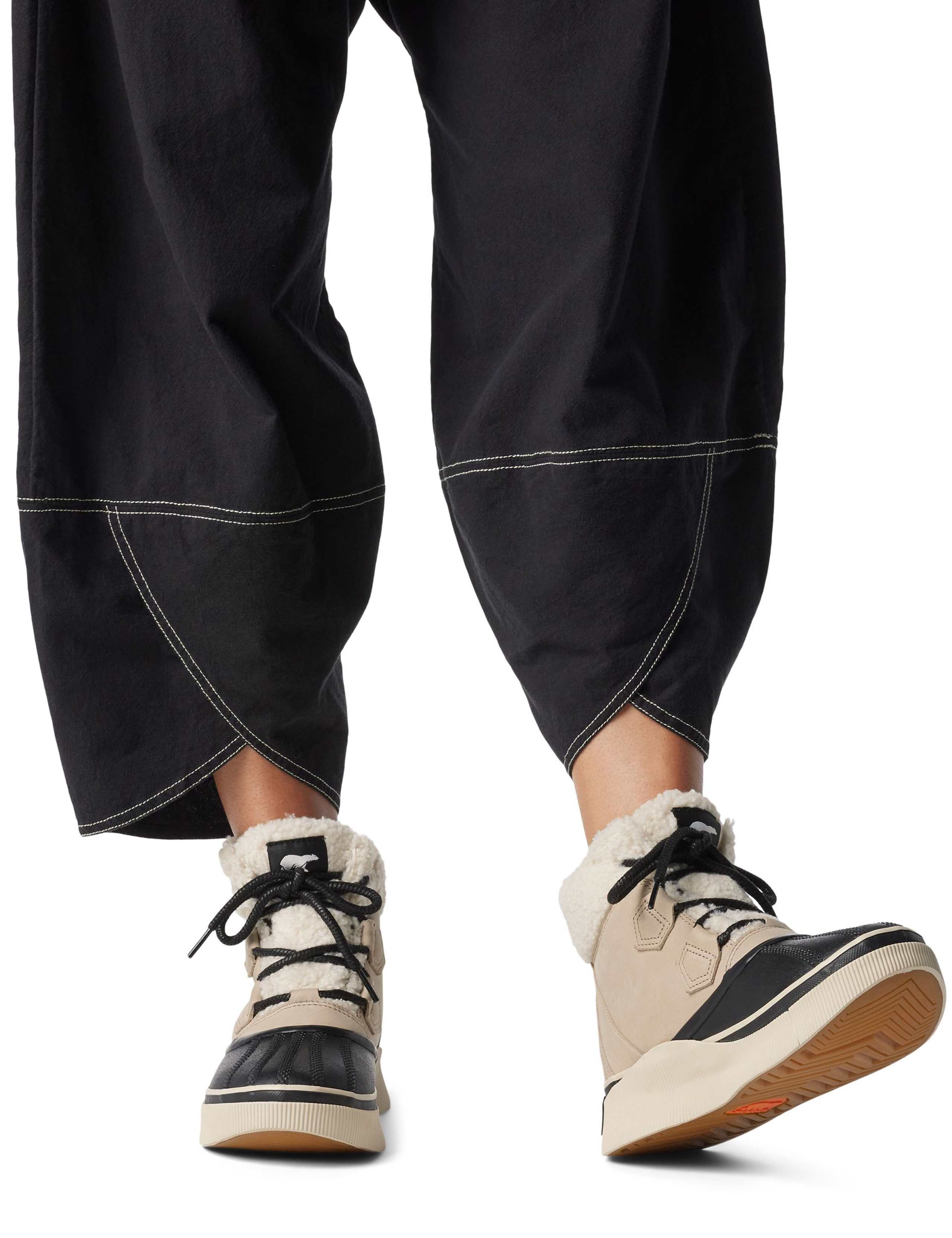 Out N About™ IV Chillz Leather Ankle Boots 7 of 7