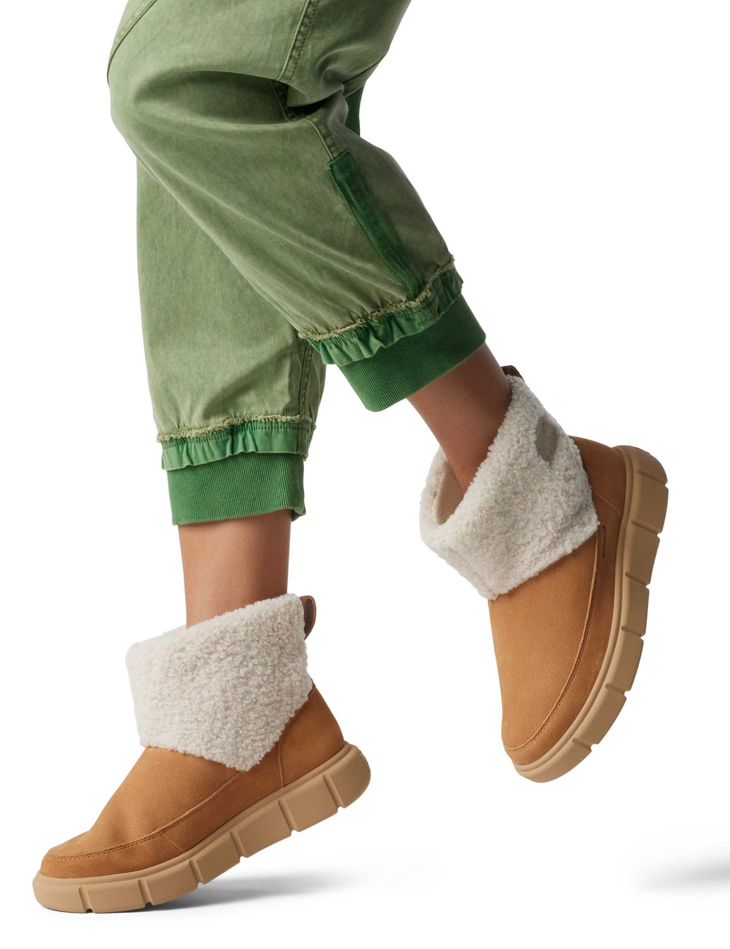 Explorer Suede Faux Fur Lined Ankle Boots 7 of 7