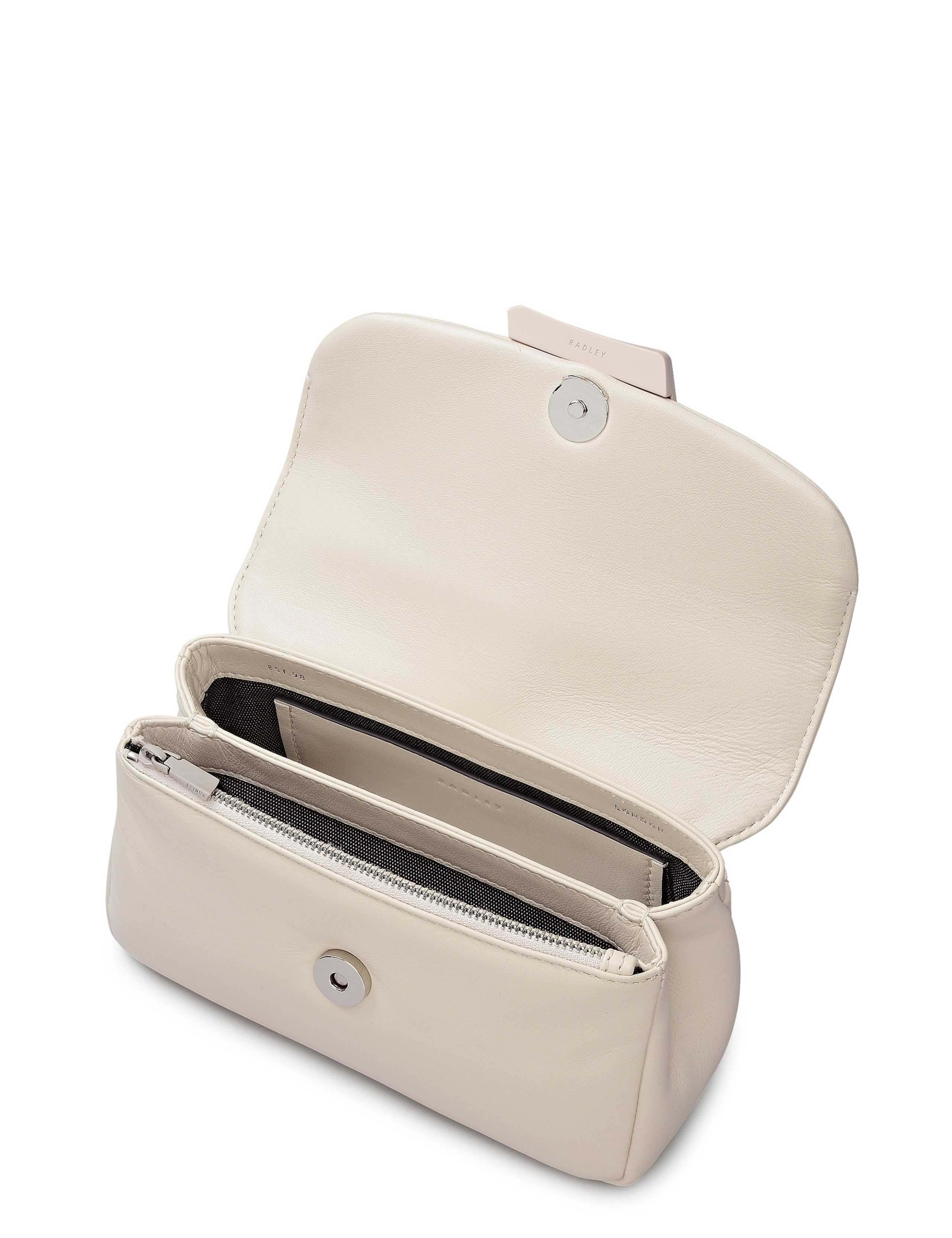 The Belsize Leather Puffy Shoulder Bag 3 of 3
