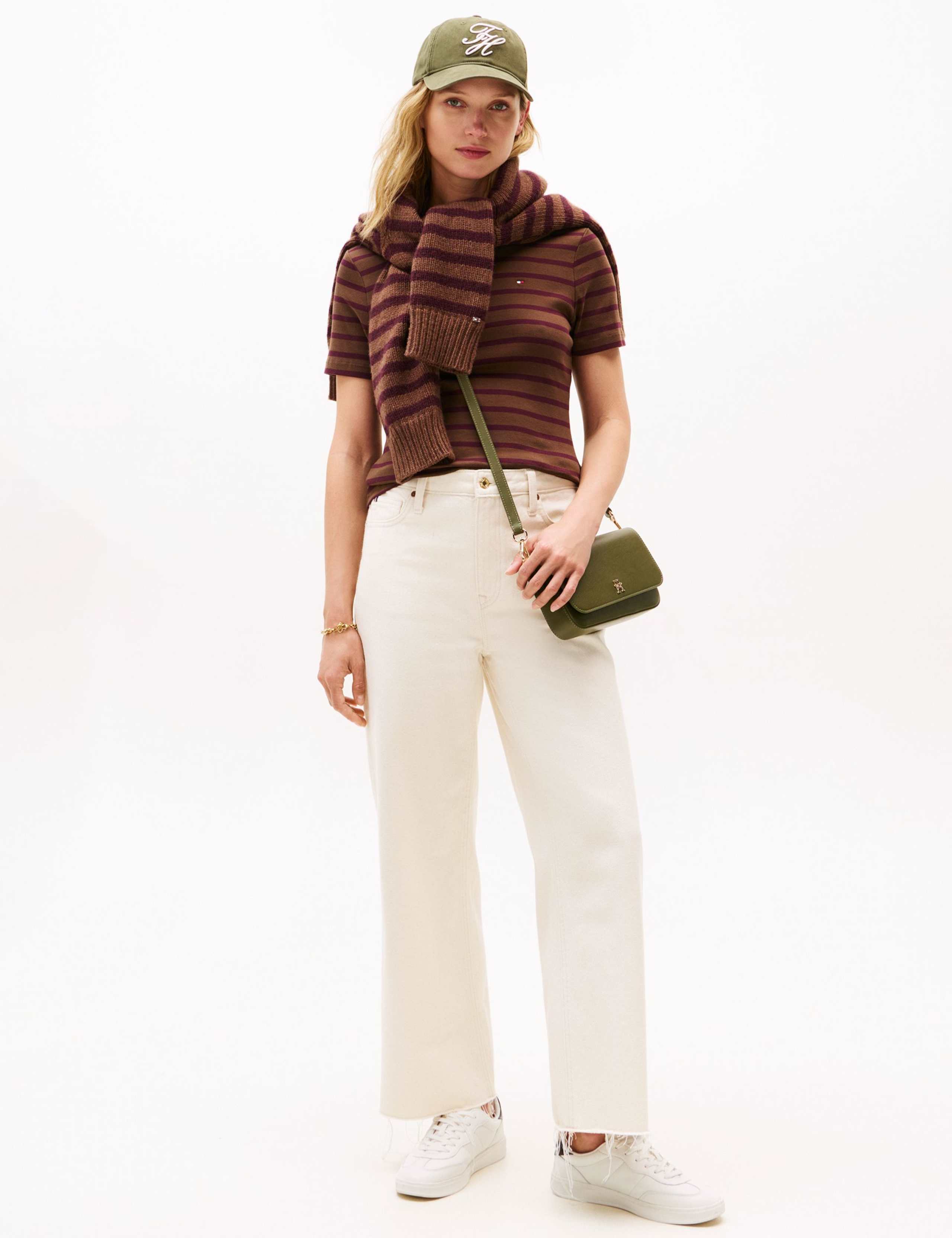 Heritage Shiny Leather Lace Up Trainers 7 of 7