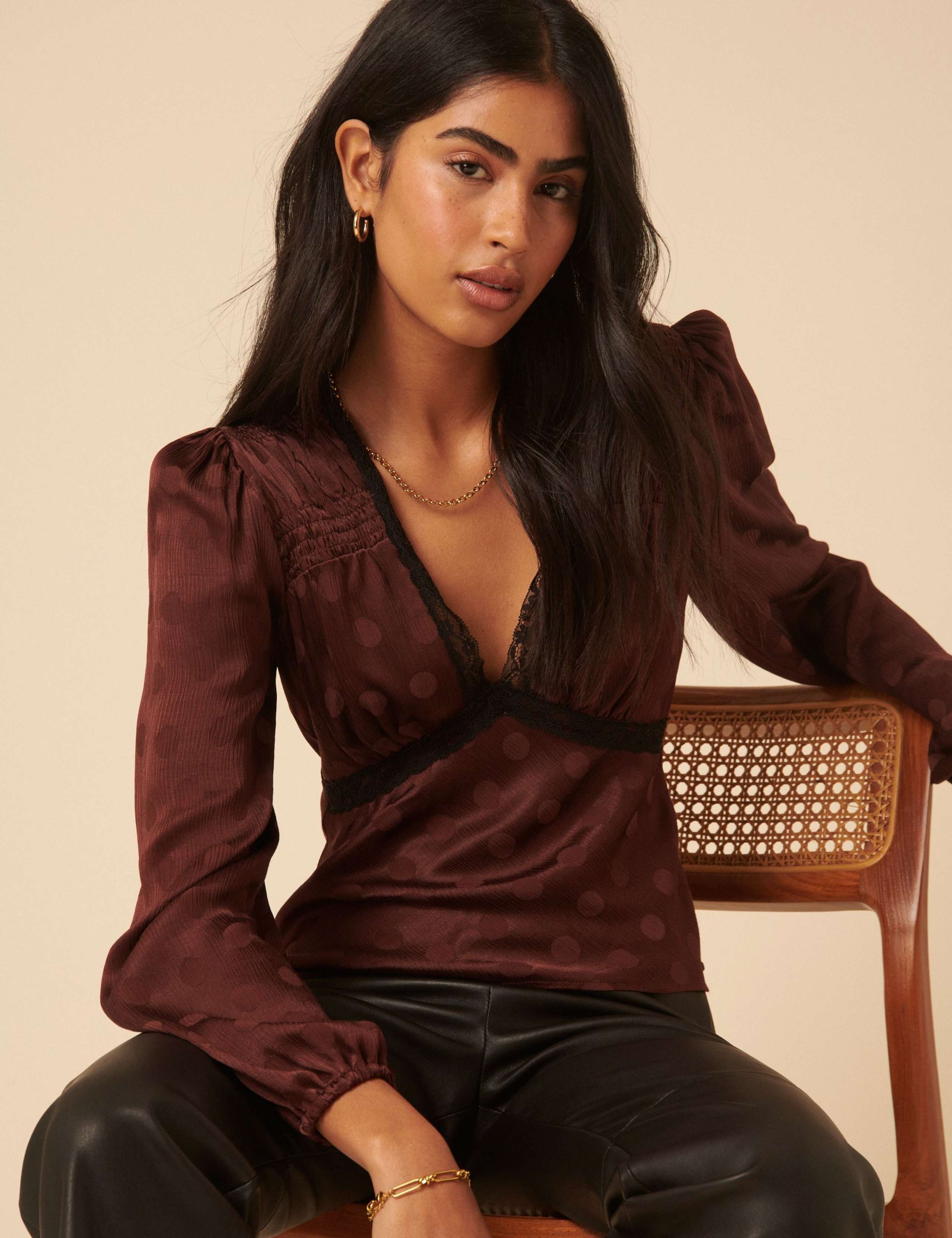 V-Neck Lace Trim Bl;ouse 4 of 5
