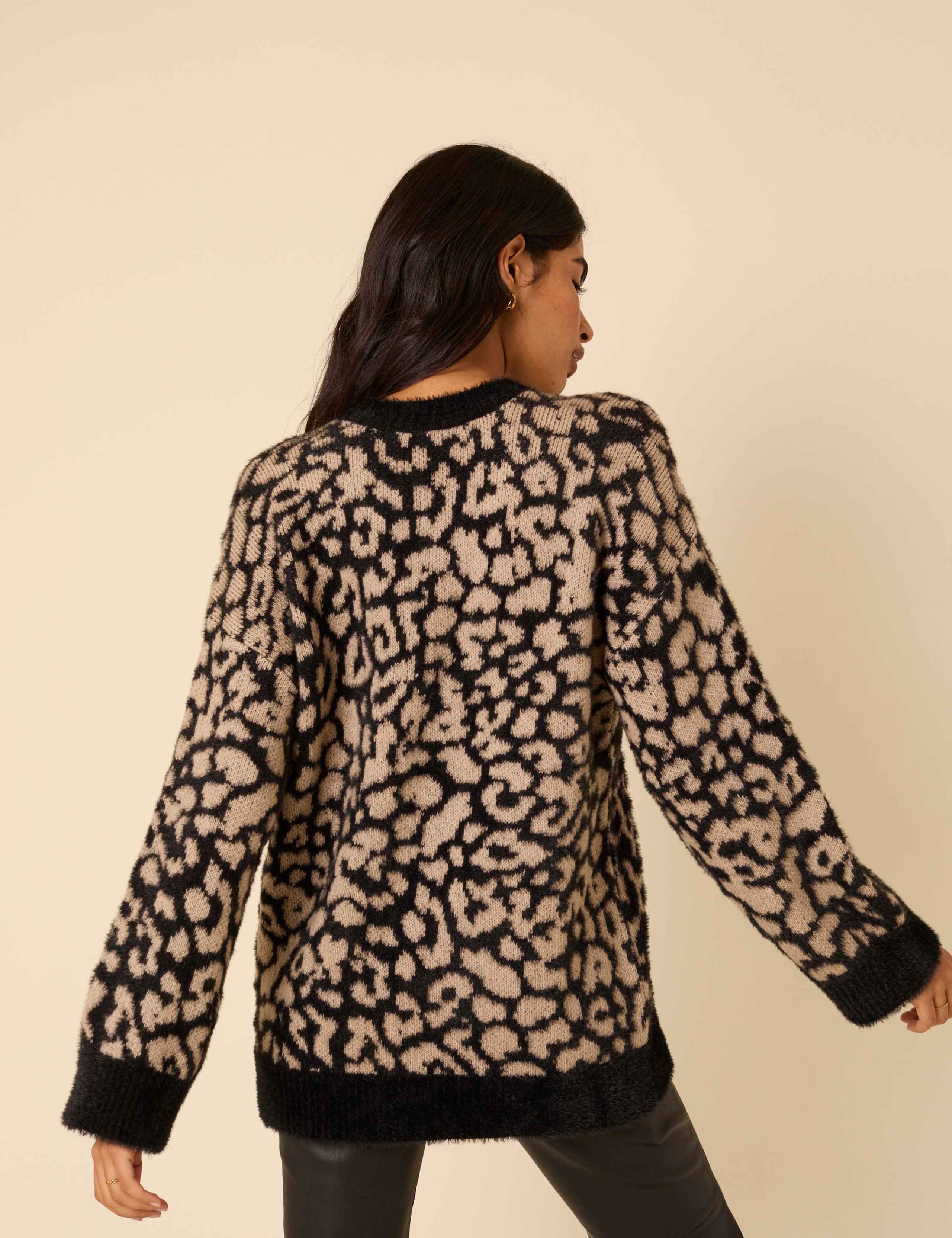 Leopard Jacquard Oversized Jumper 3 of 5