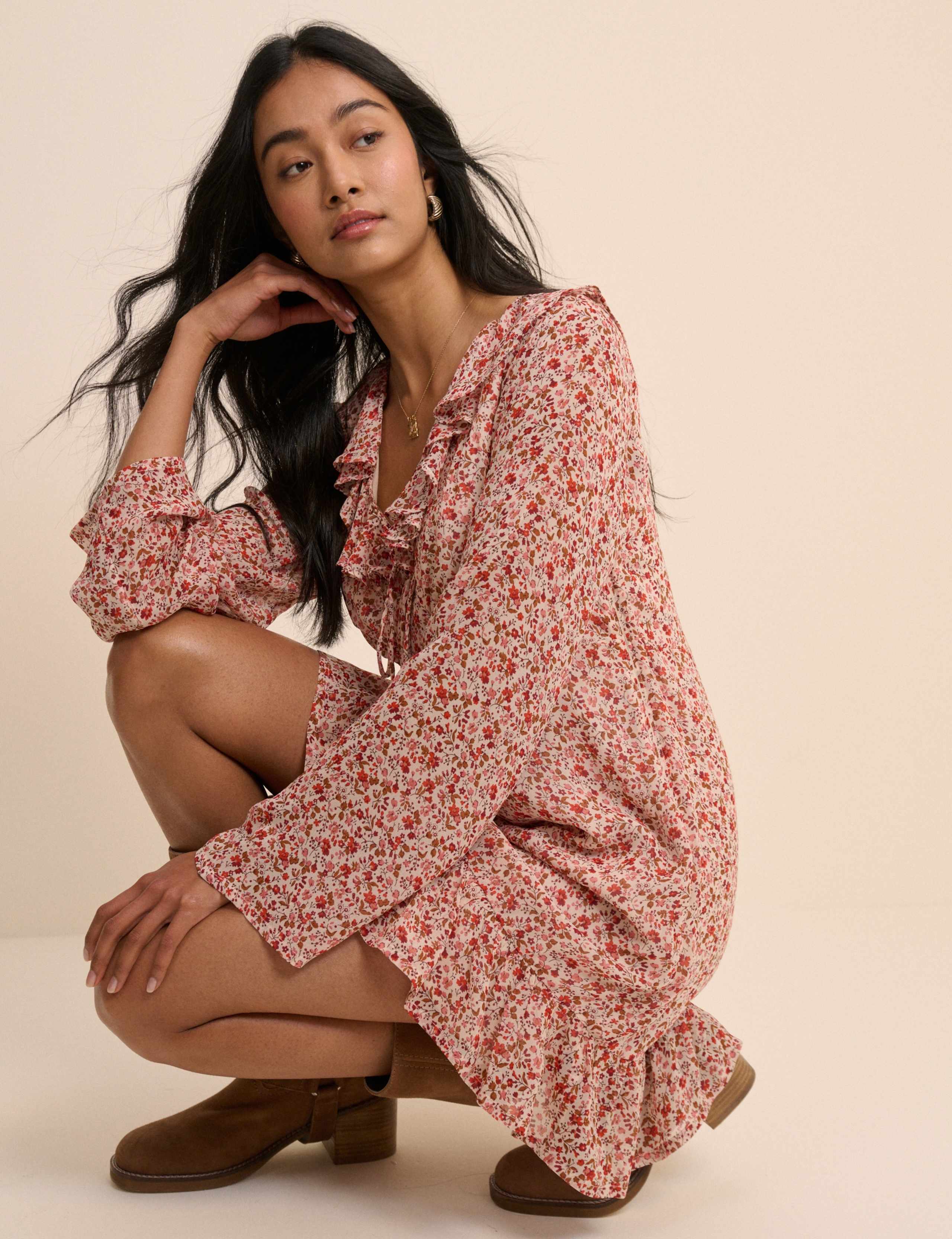Floral V-Neck Frill Detail Mini Smock Dress 2 of 4