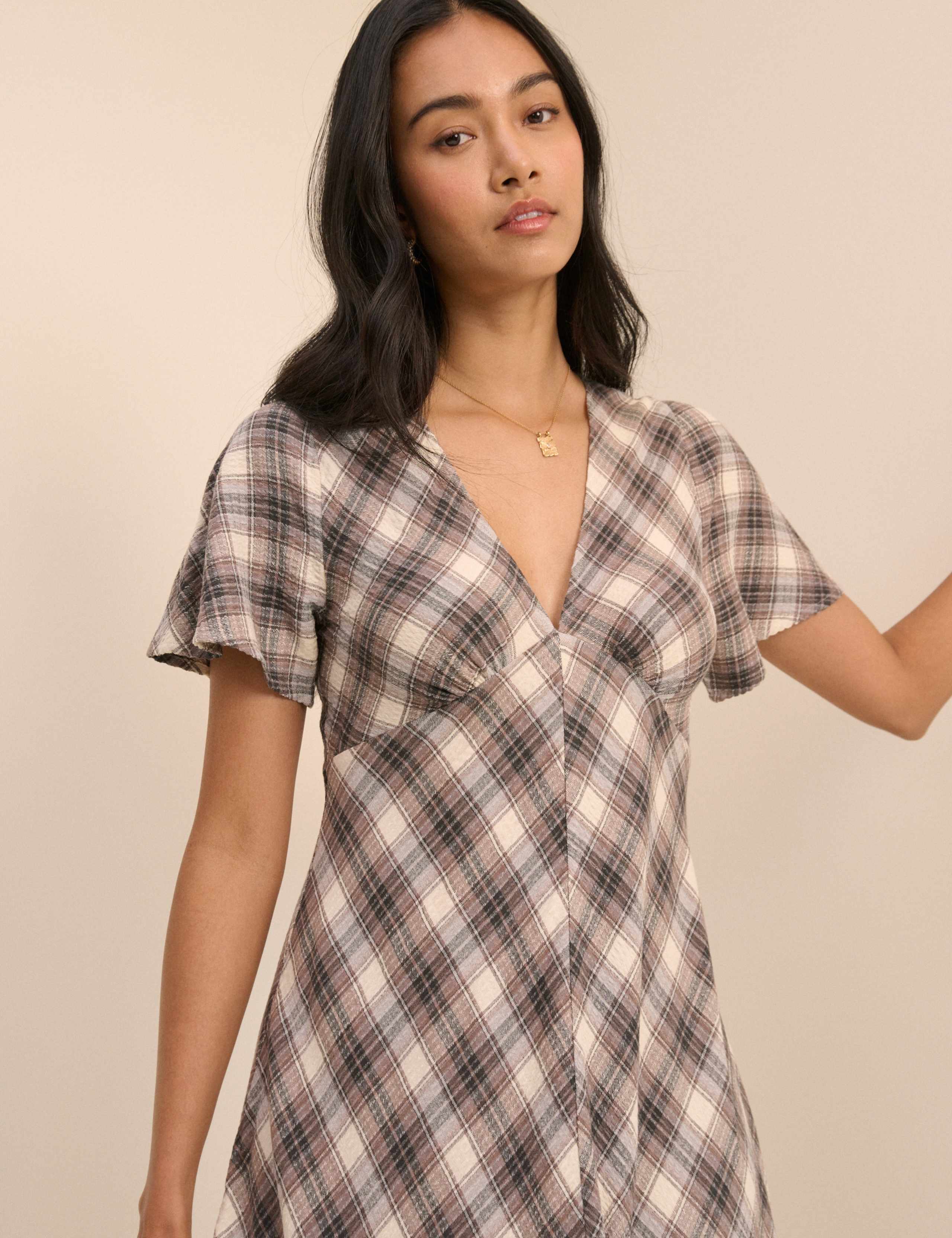 Checked V-Neck Midi Tea Dress 4 of 5