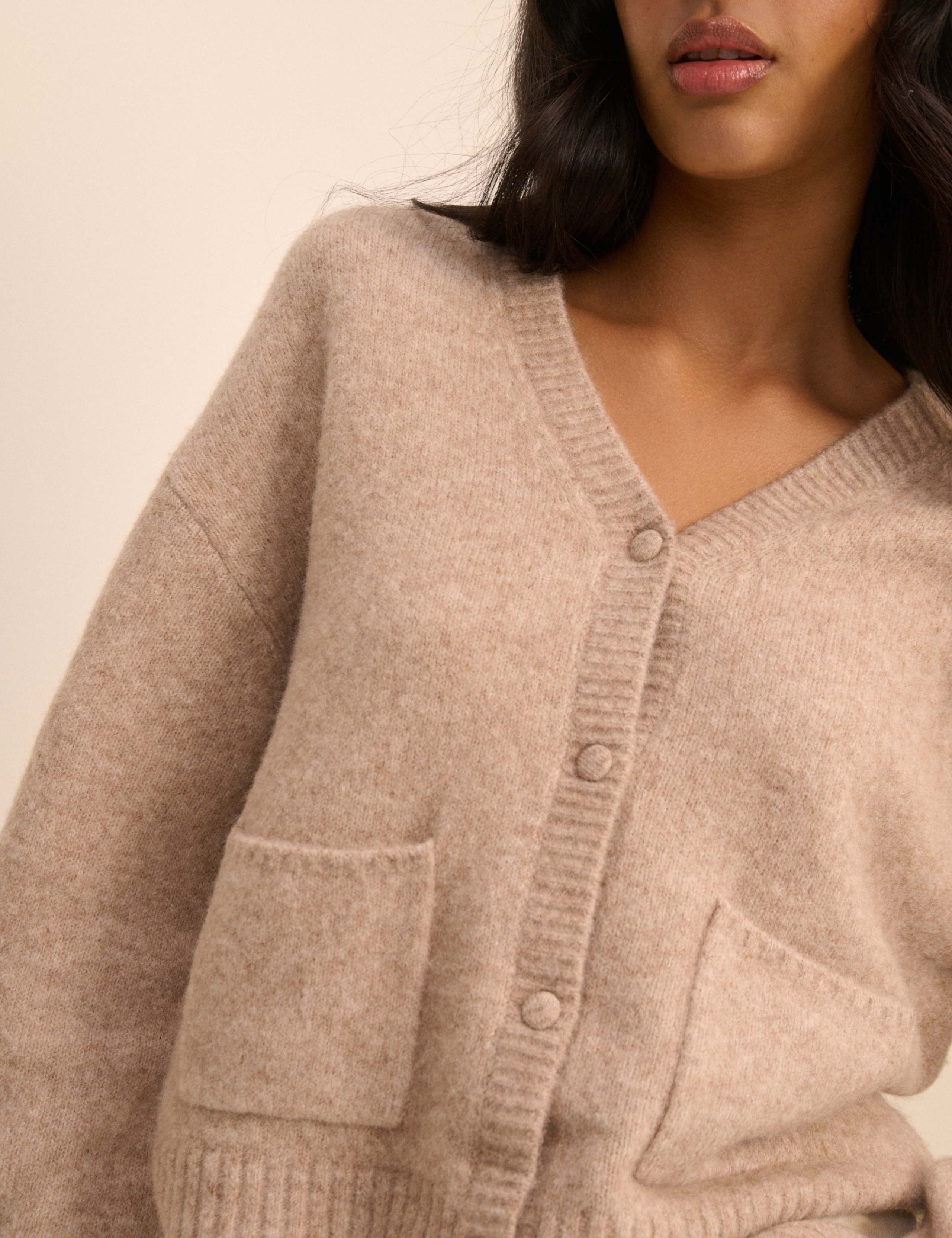 V-Neck Relaxed Cardigan with Wool 4 of 5