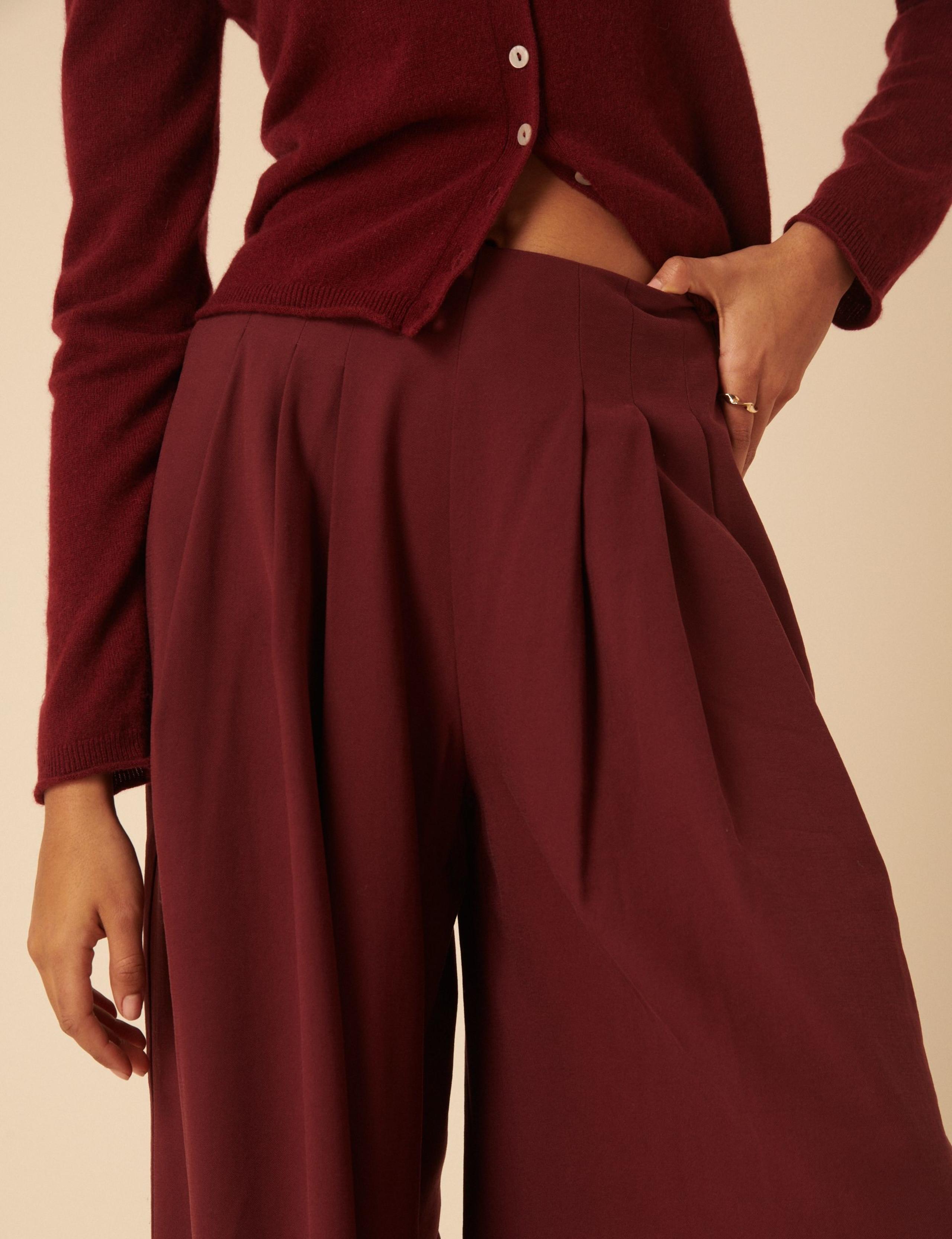 Pleated Elasticated Waist Wide Leg Trousers 3 of 5