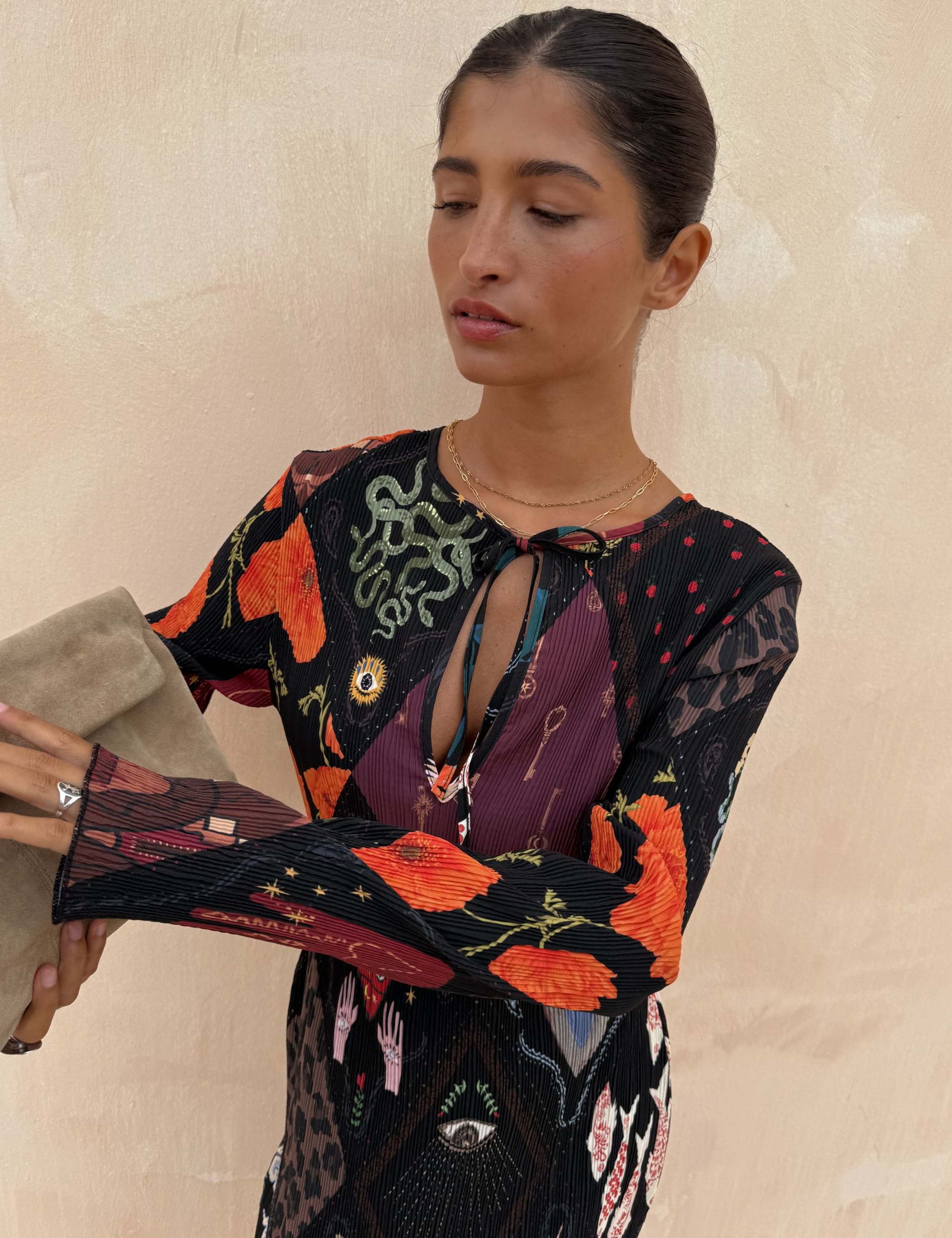 Plisse Floral Round Neck Midaxi Waisted Dress 3 of 6