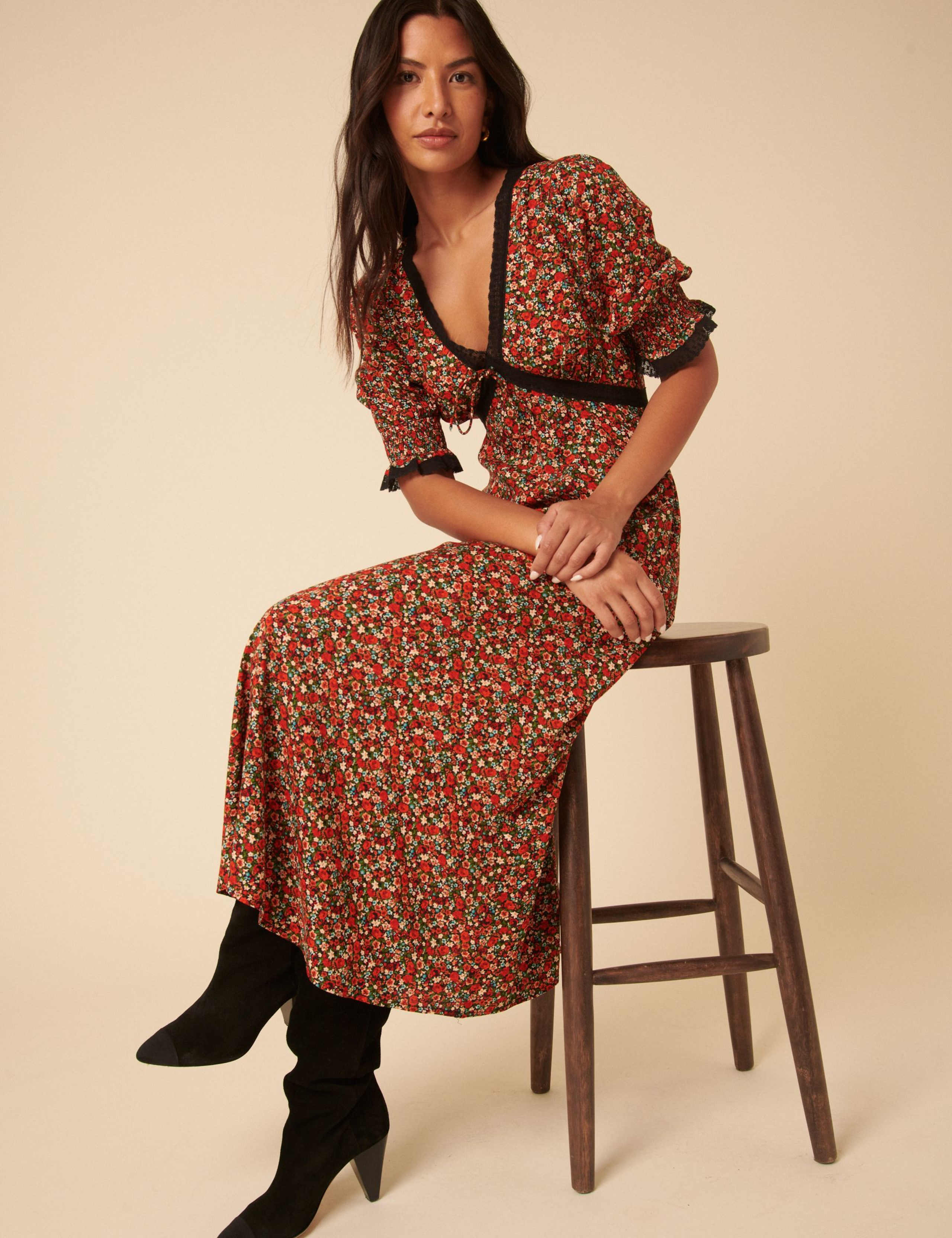 Ditsy Floral Print Lace Midi Dress 3 of 5