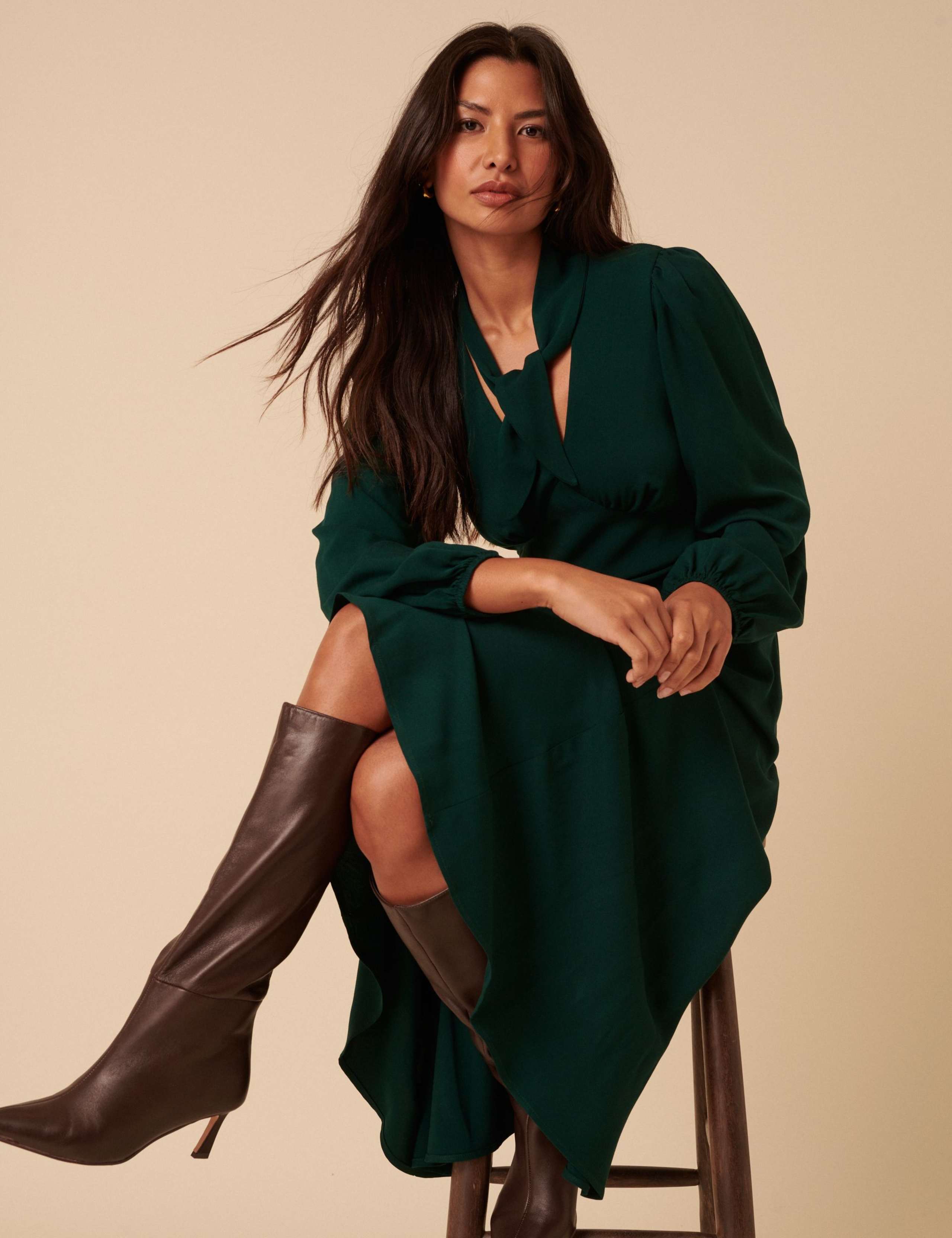 Tie Neck V-Neck Midi Tea Dress 3 of 5