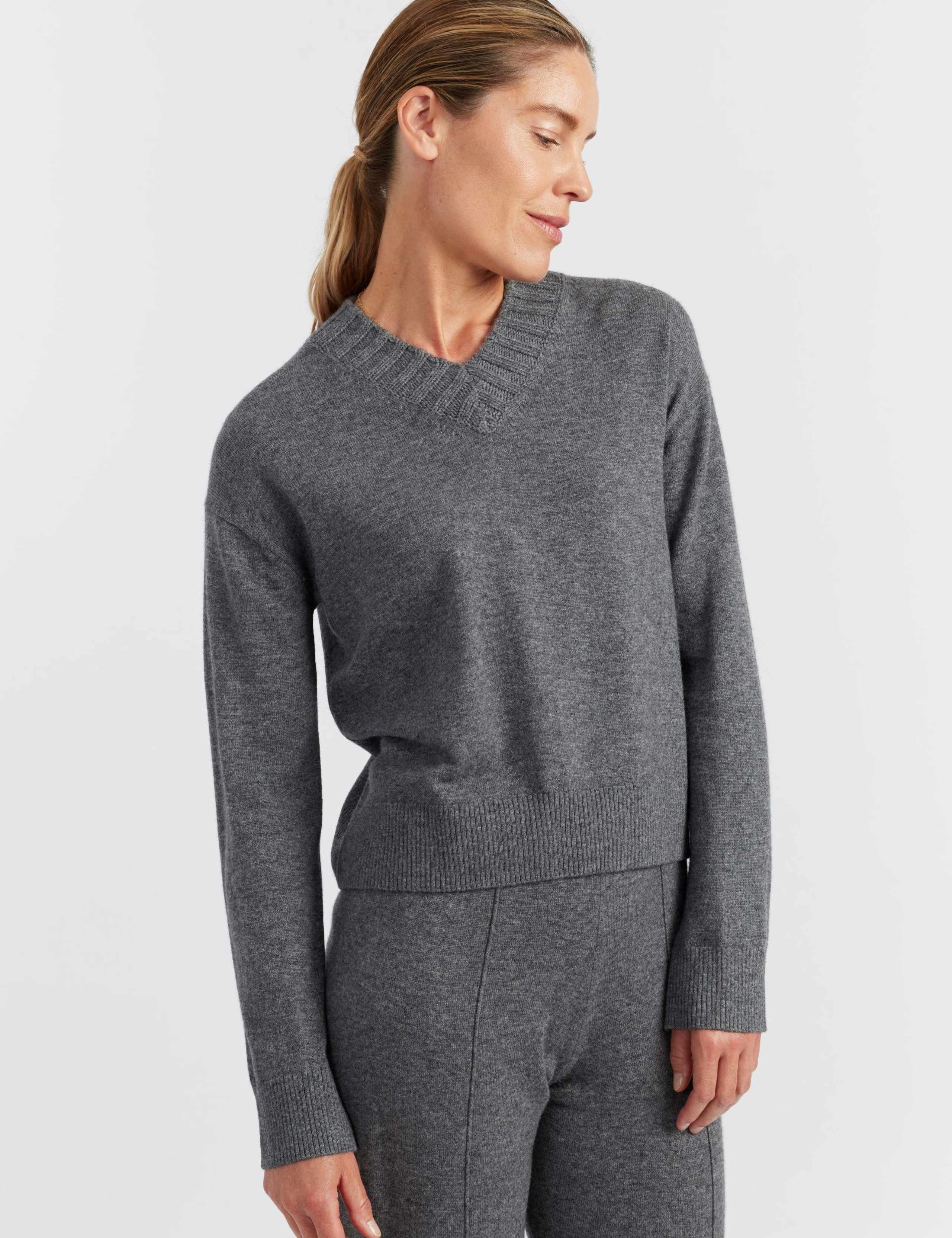 Wool Rich V-Neck Jumper with Cashmere 4 of 4