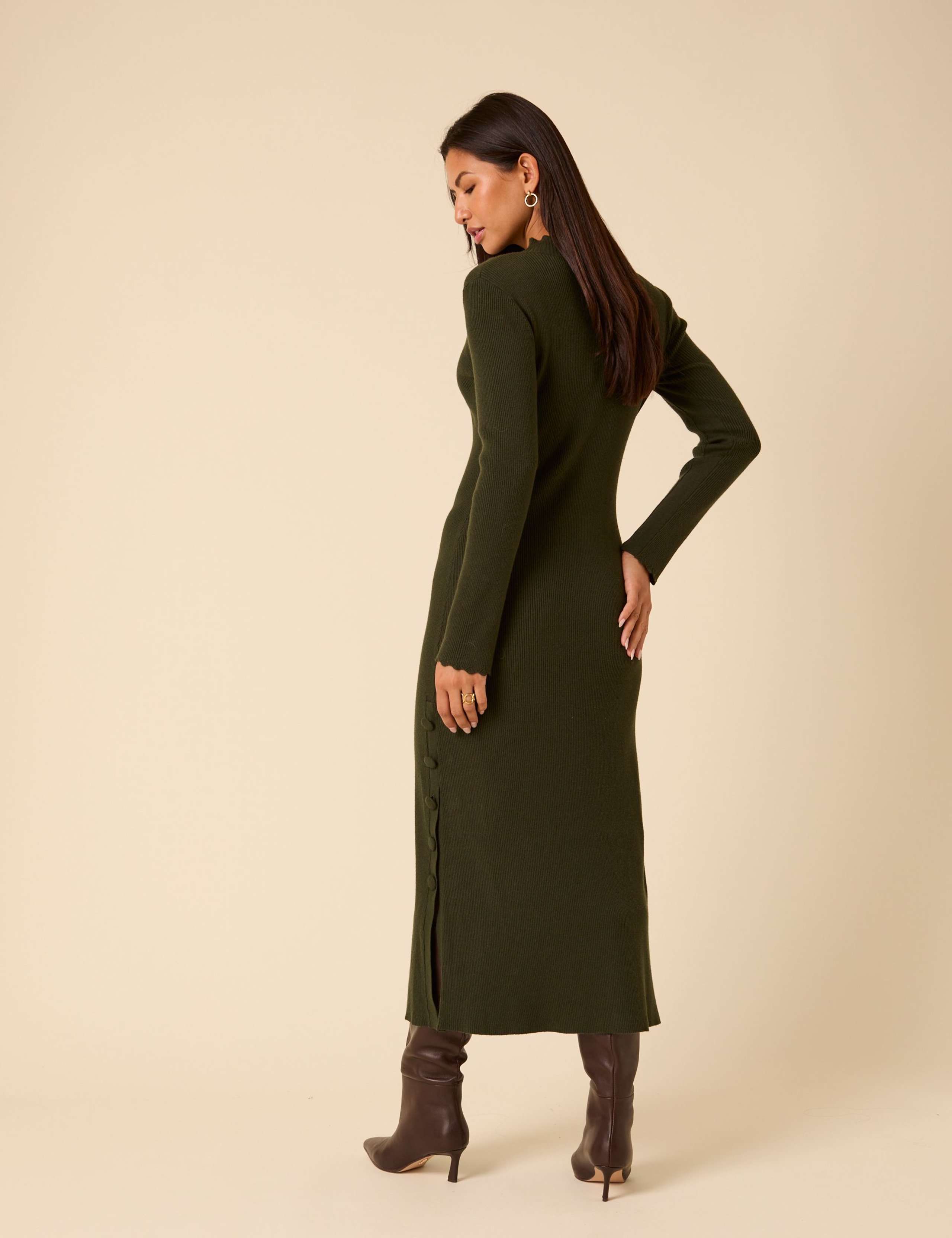 Ribbed BodyCon Midi Dress 3 of 5