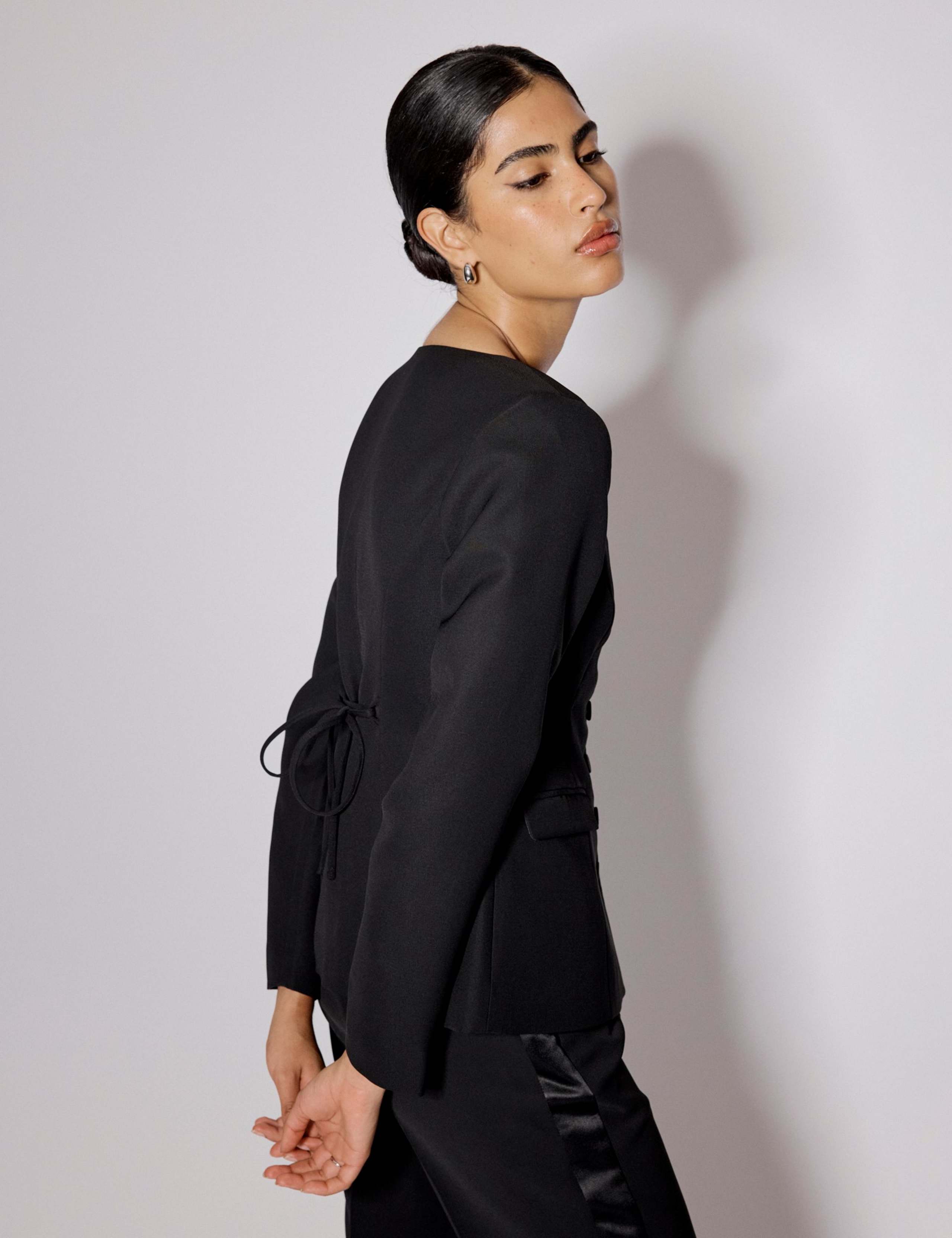 Tailored Square Neck Waistcoat 2 of 5