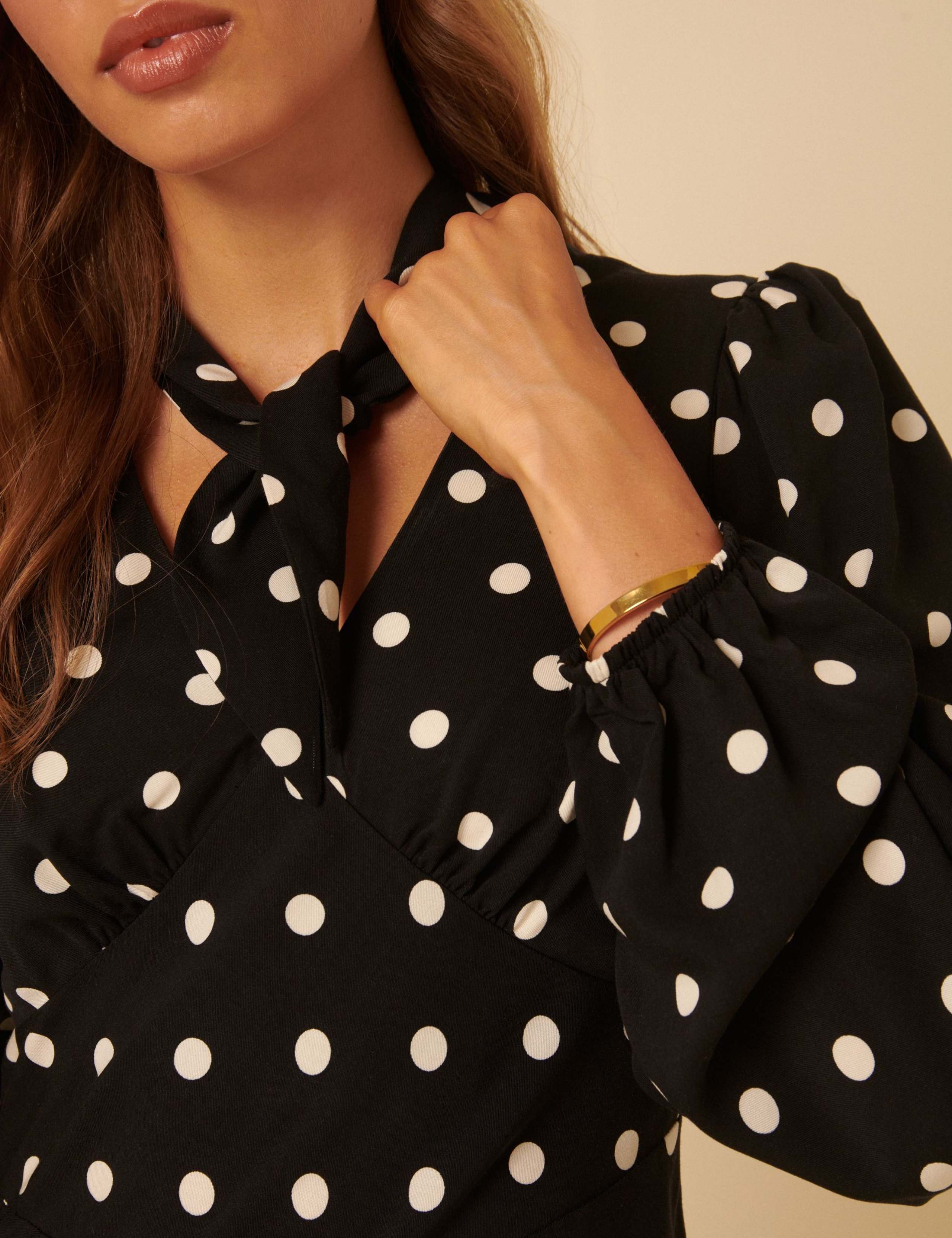 Polka Dot V-Neck Blouson Sleeve Midi Tea Dress 4 of 5