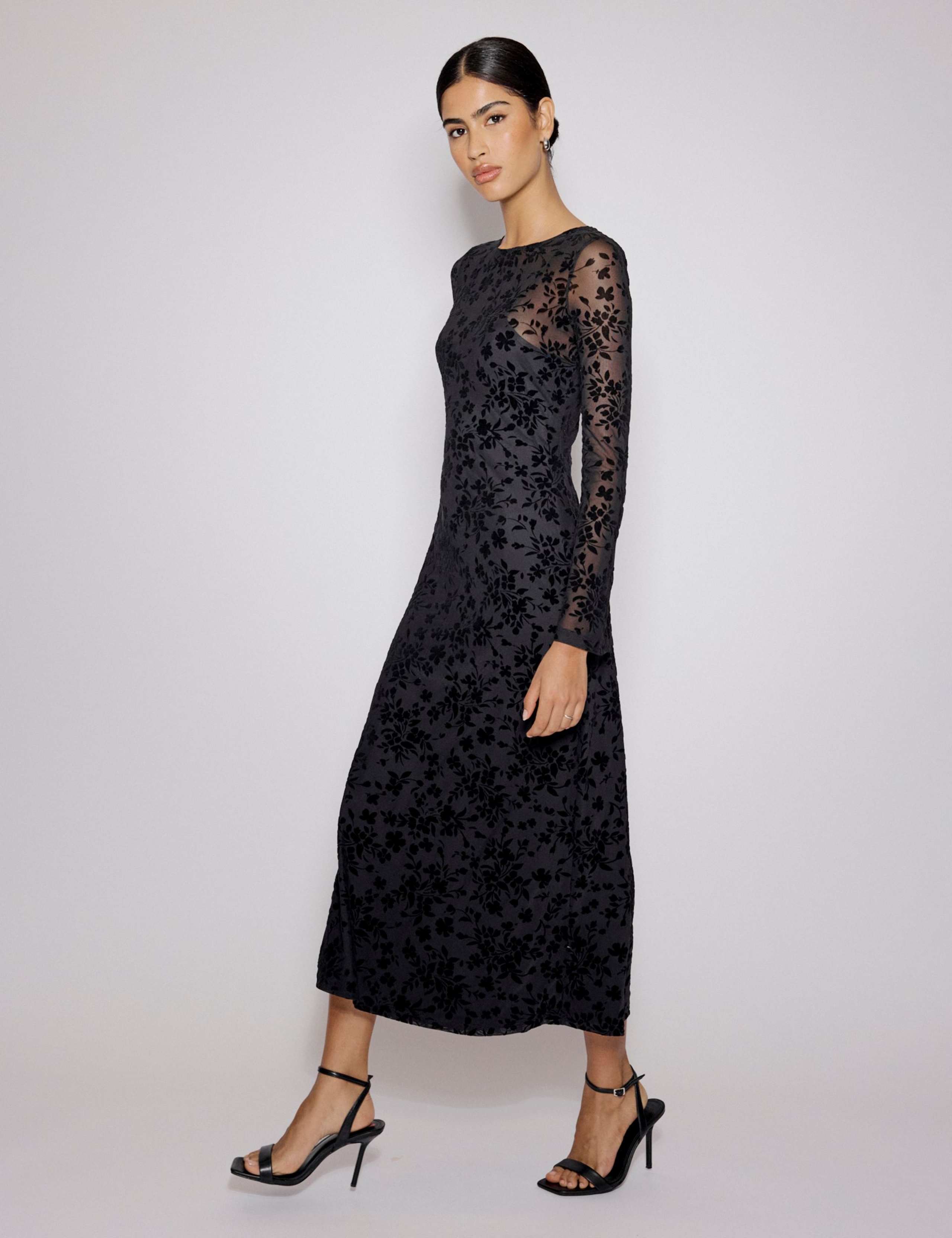 Floral Midi Waisted Dress 3 of 5