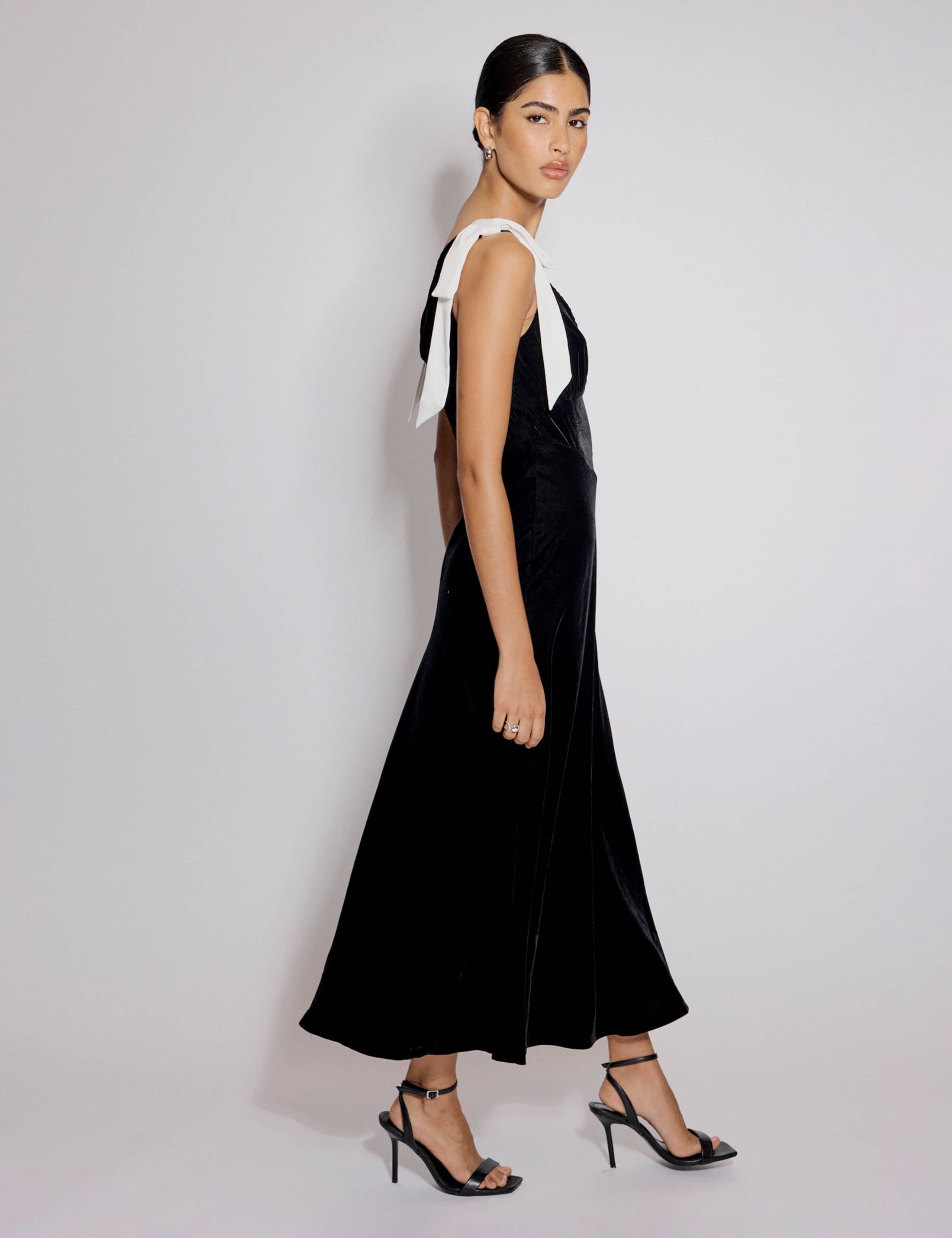V-Neck Tie Detail Strappy Midi Waisted Dress 2 of 5