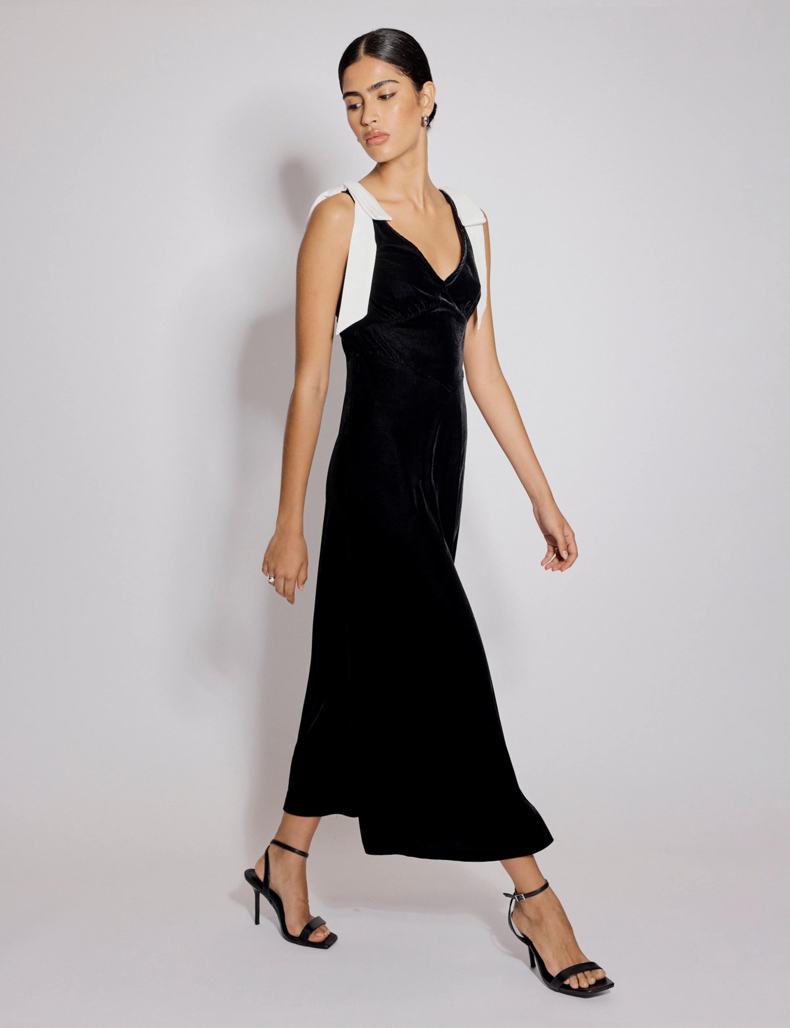 V-Neck Tie Detail Strappy Midi Waisted Dress 5 of 5