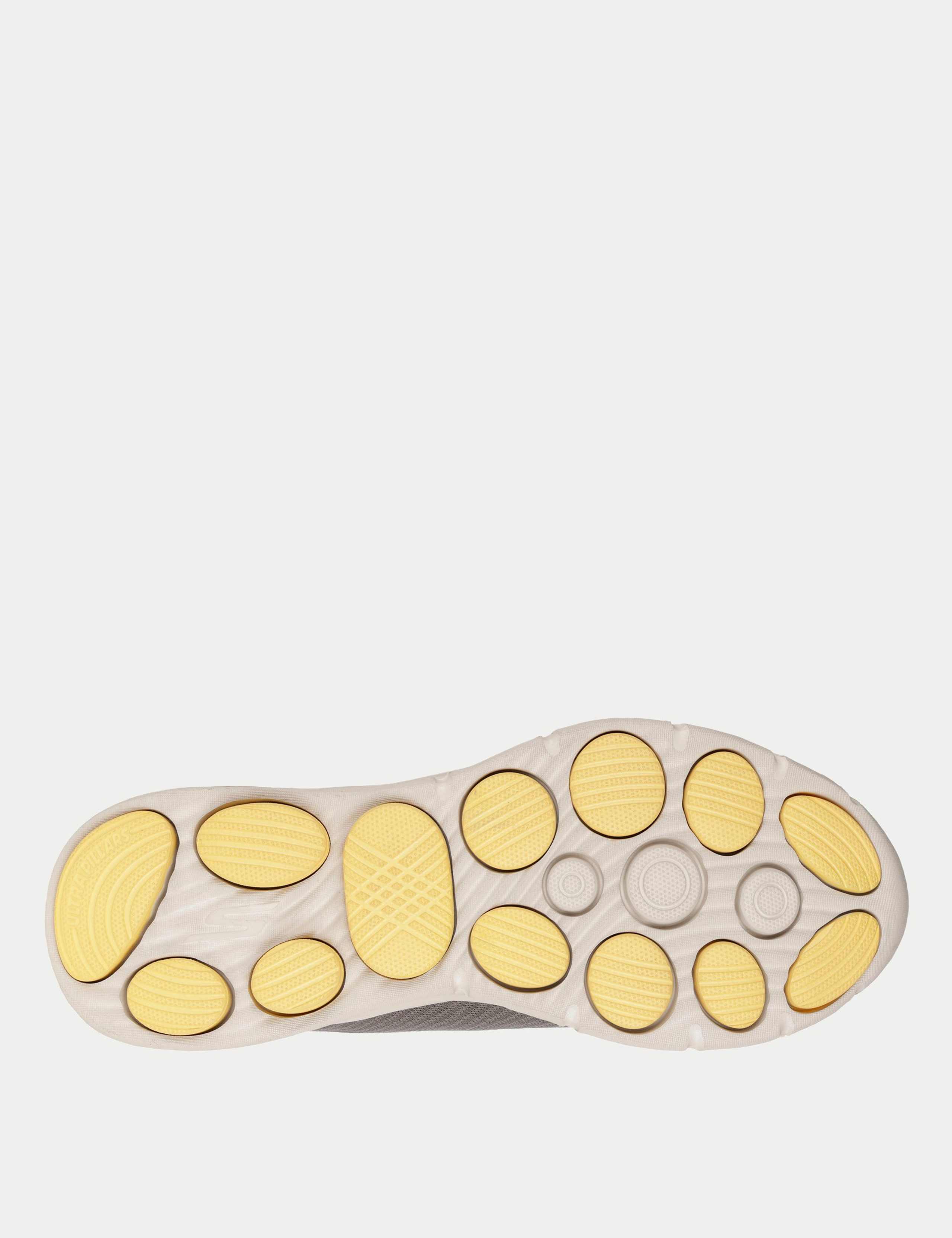 GO WALK 8 Pate Trainers 5 of 5