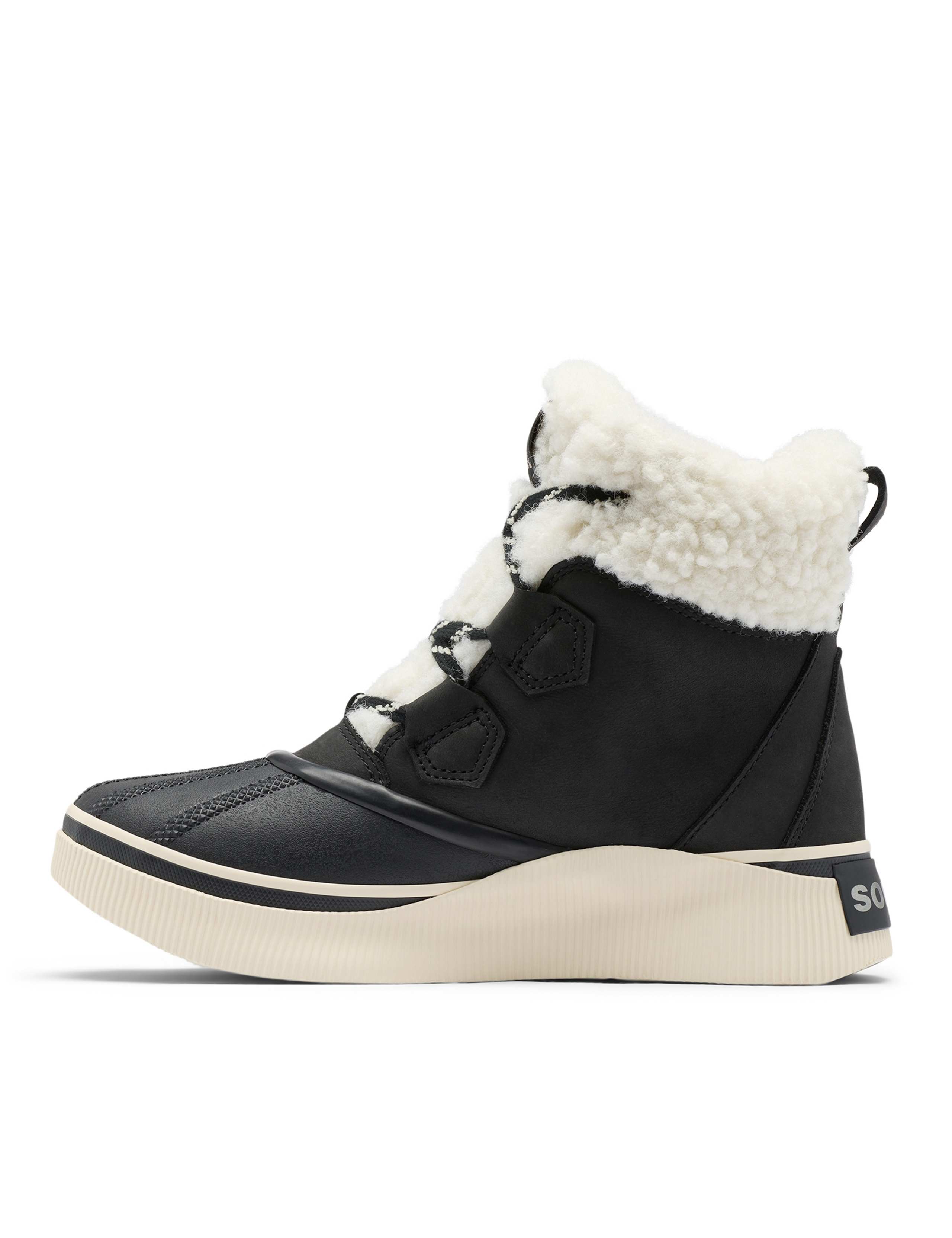 OUT N ABOUT™ IV Chillz Waterproof Boots 3 of 9