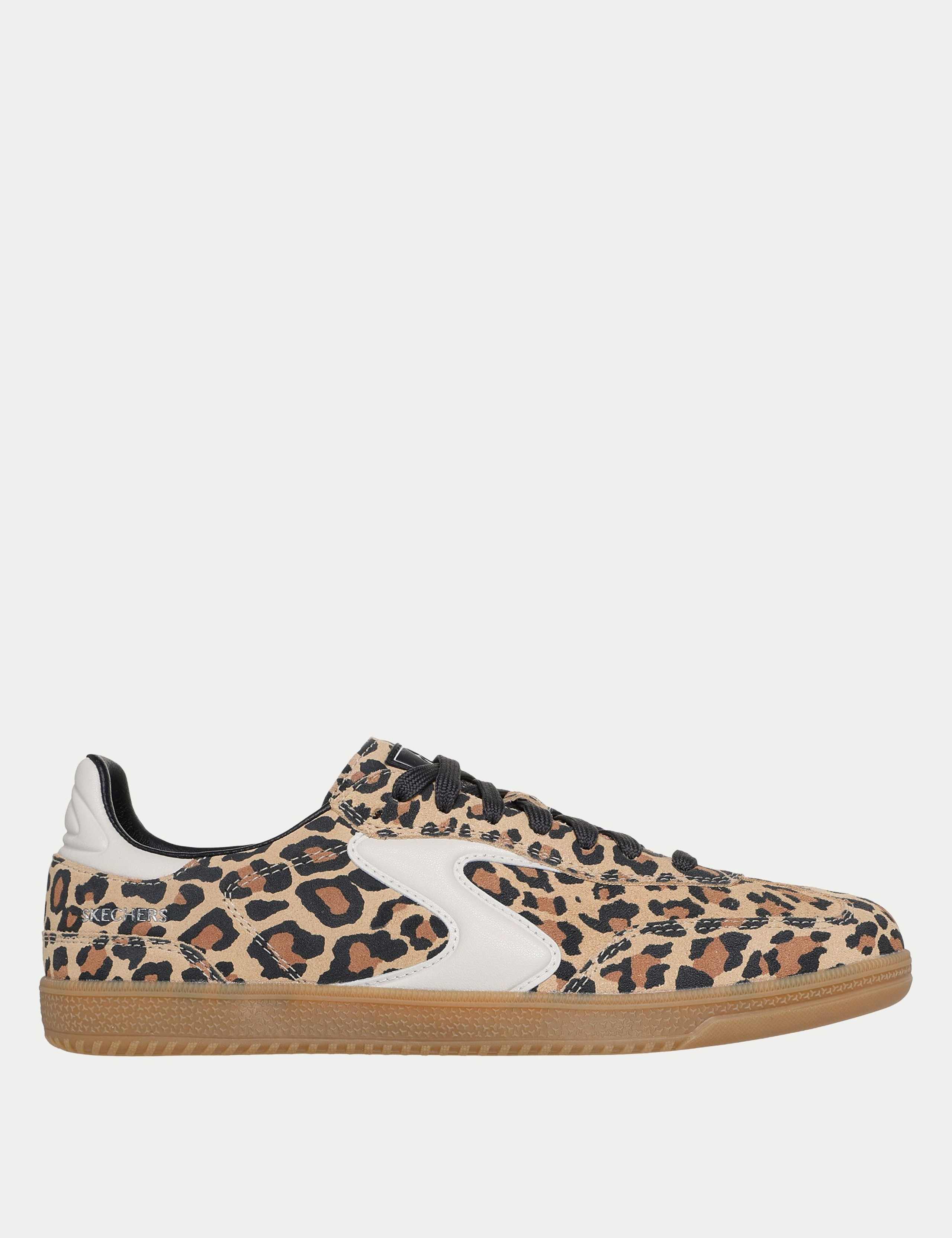 Hotshot On The Prowl Suede Trainers 1 of 5