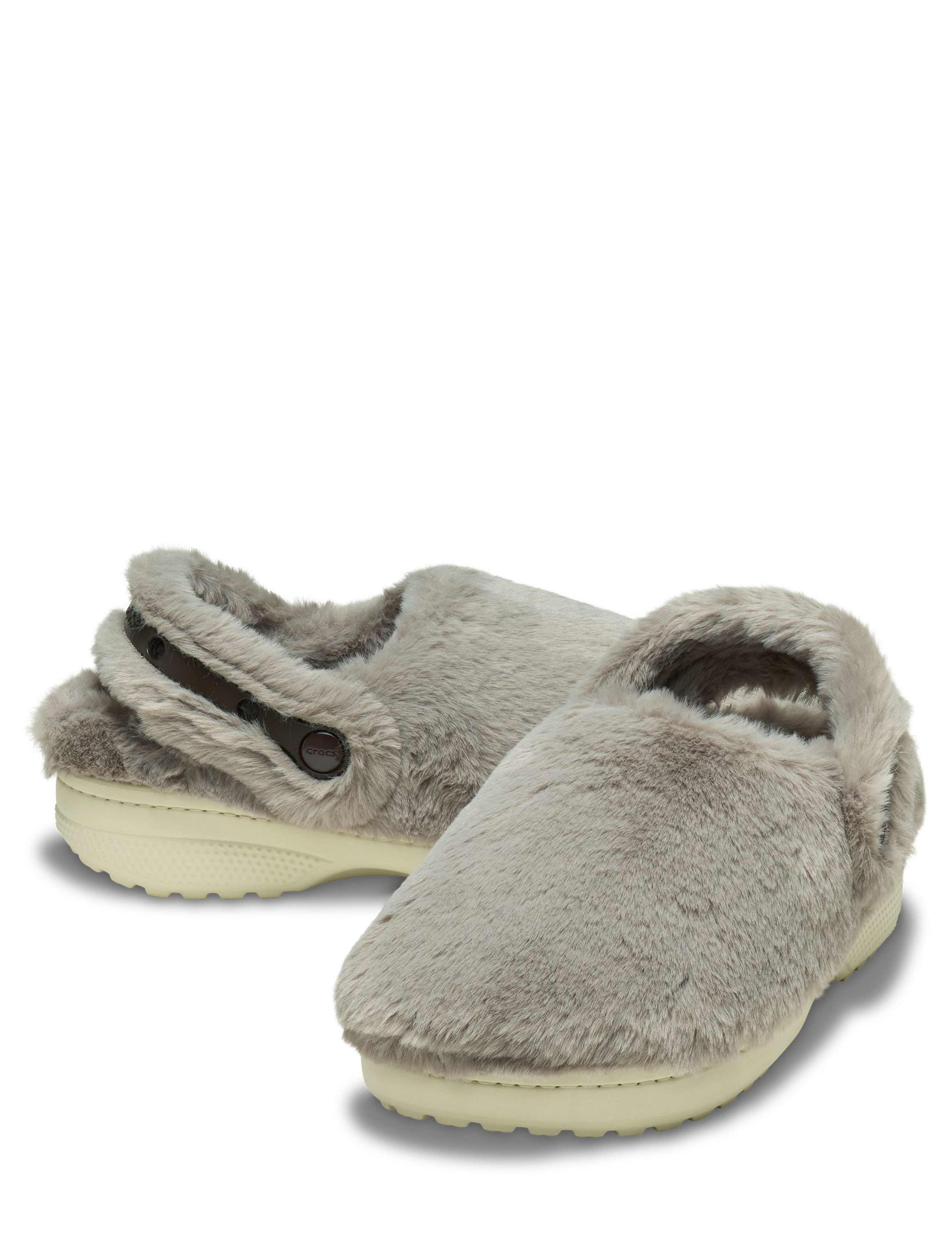 Classic Unfurgettable Flatform Clogs 3 of 6