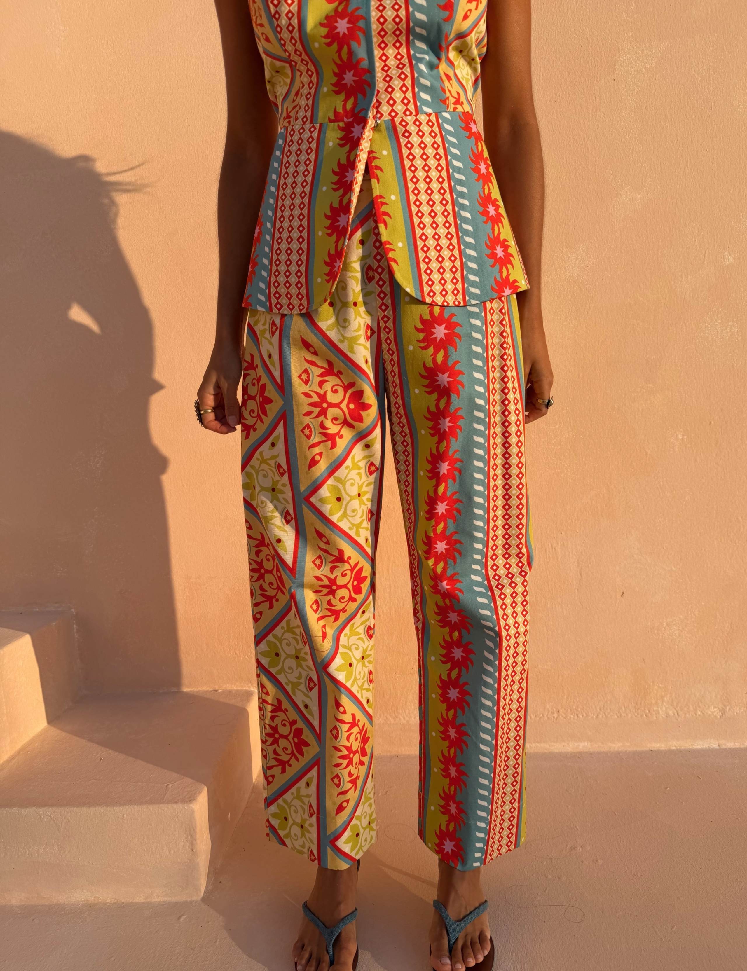 Mara Trousers in Dolce Vita Print 2 of 4