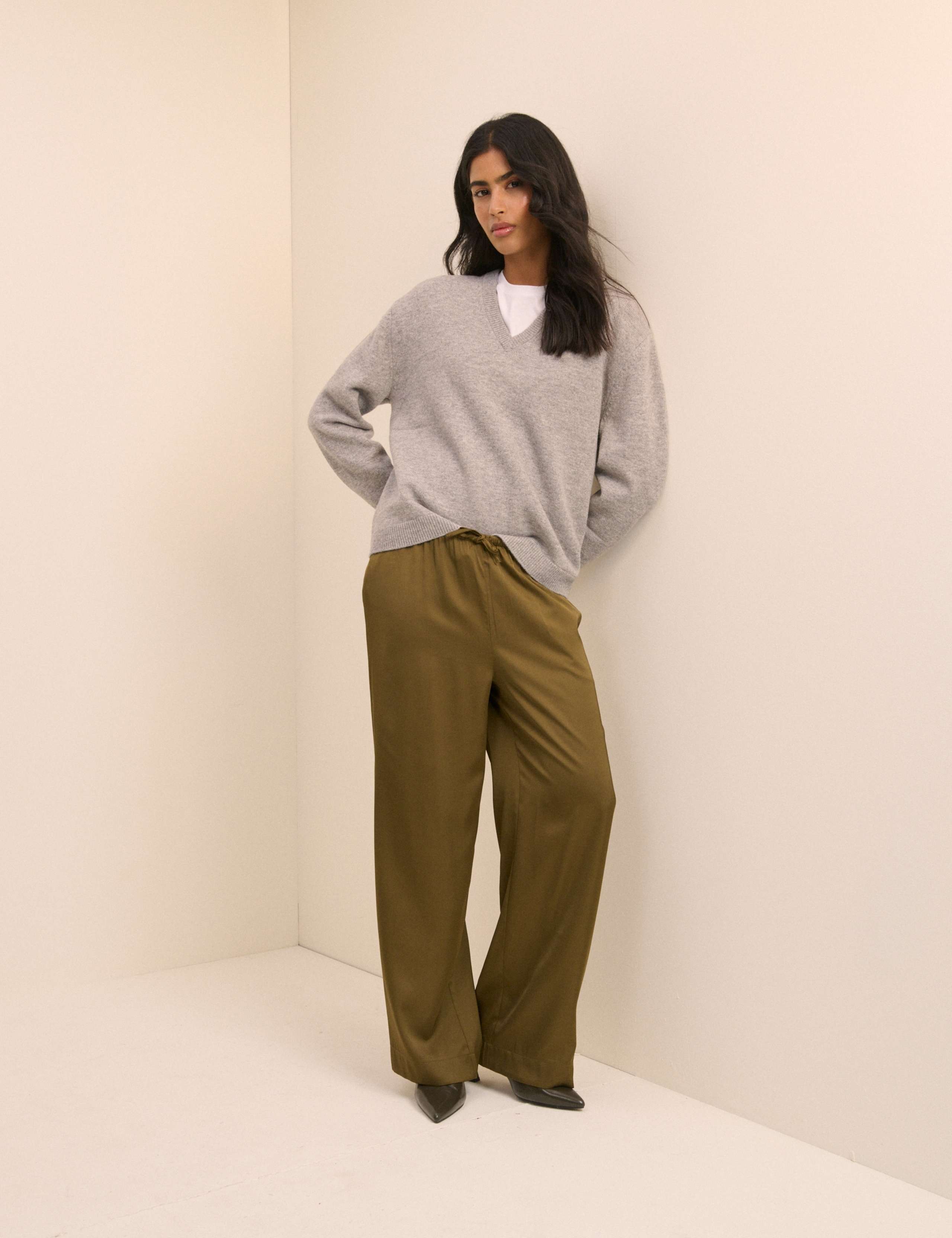 Drawstring Wide Leg Trousers 3 of 5